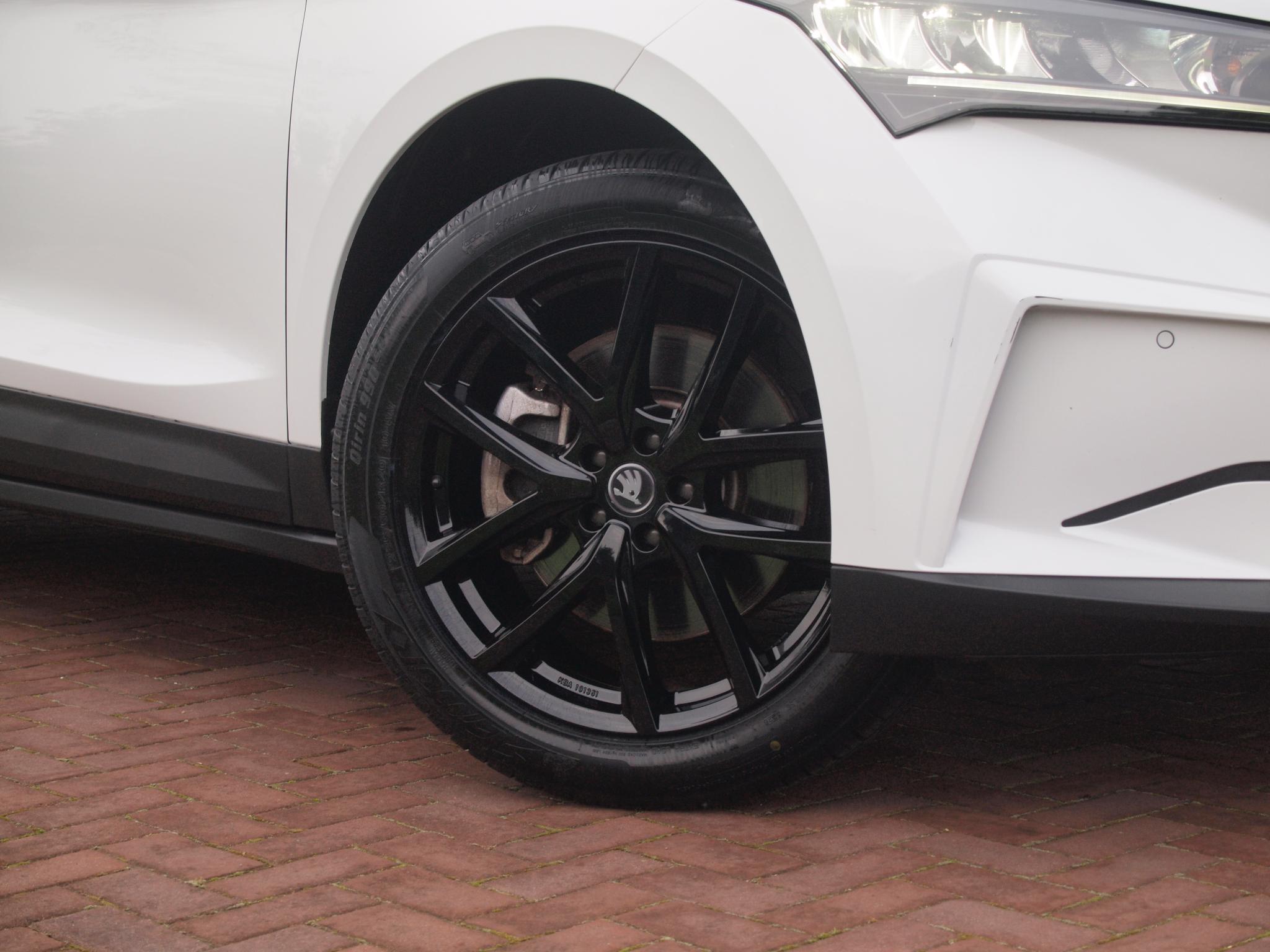 Foto van Skoda Enyaq 80