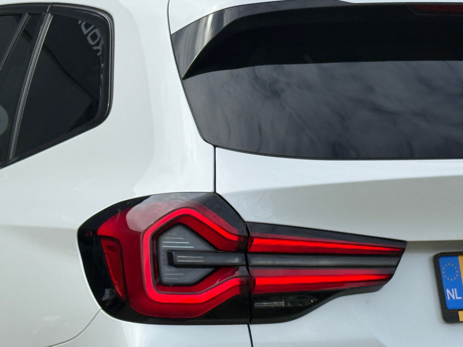 Foto van BMW Ix3
