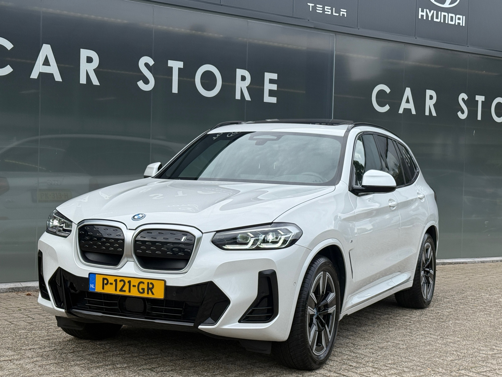 Foto van BMW Ix3