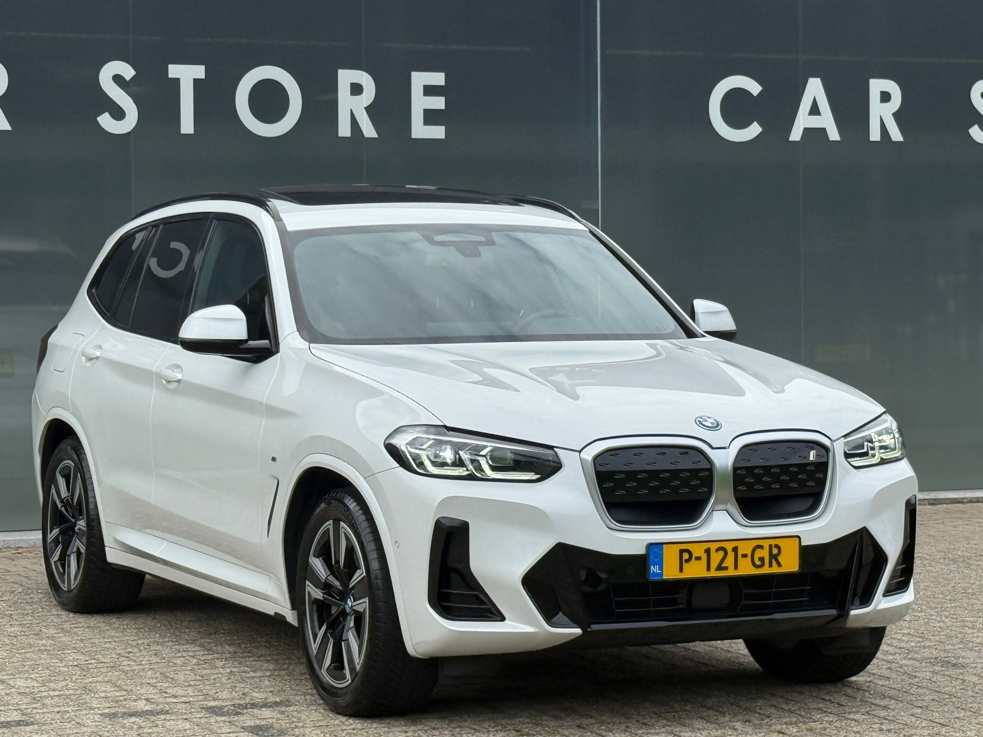 Foto van BMW Ix3