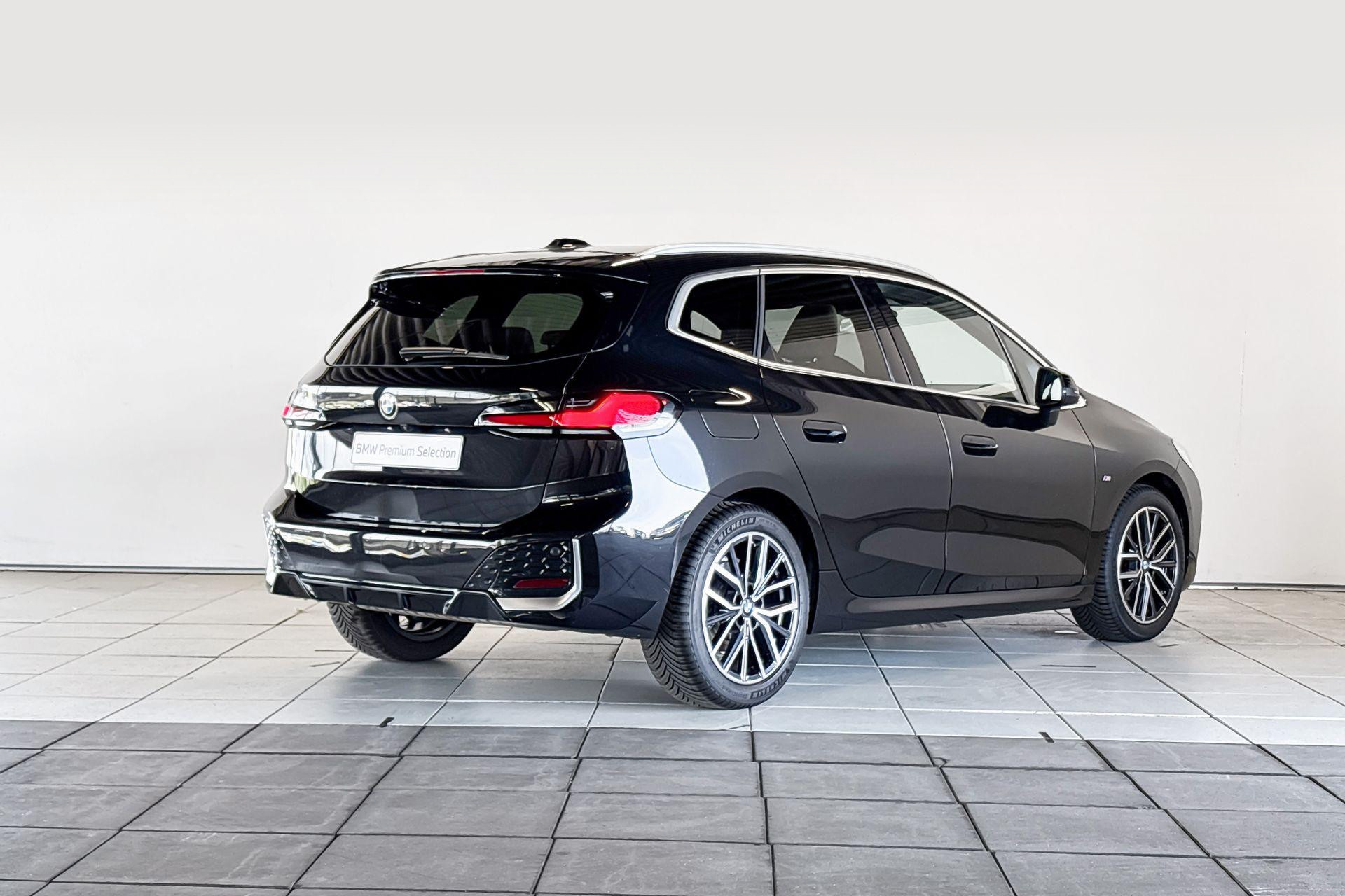 Foto van BMW 220i Active Tourer