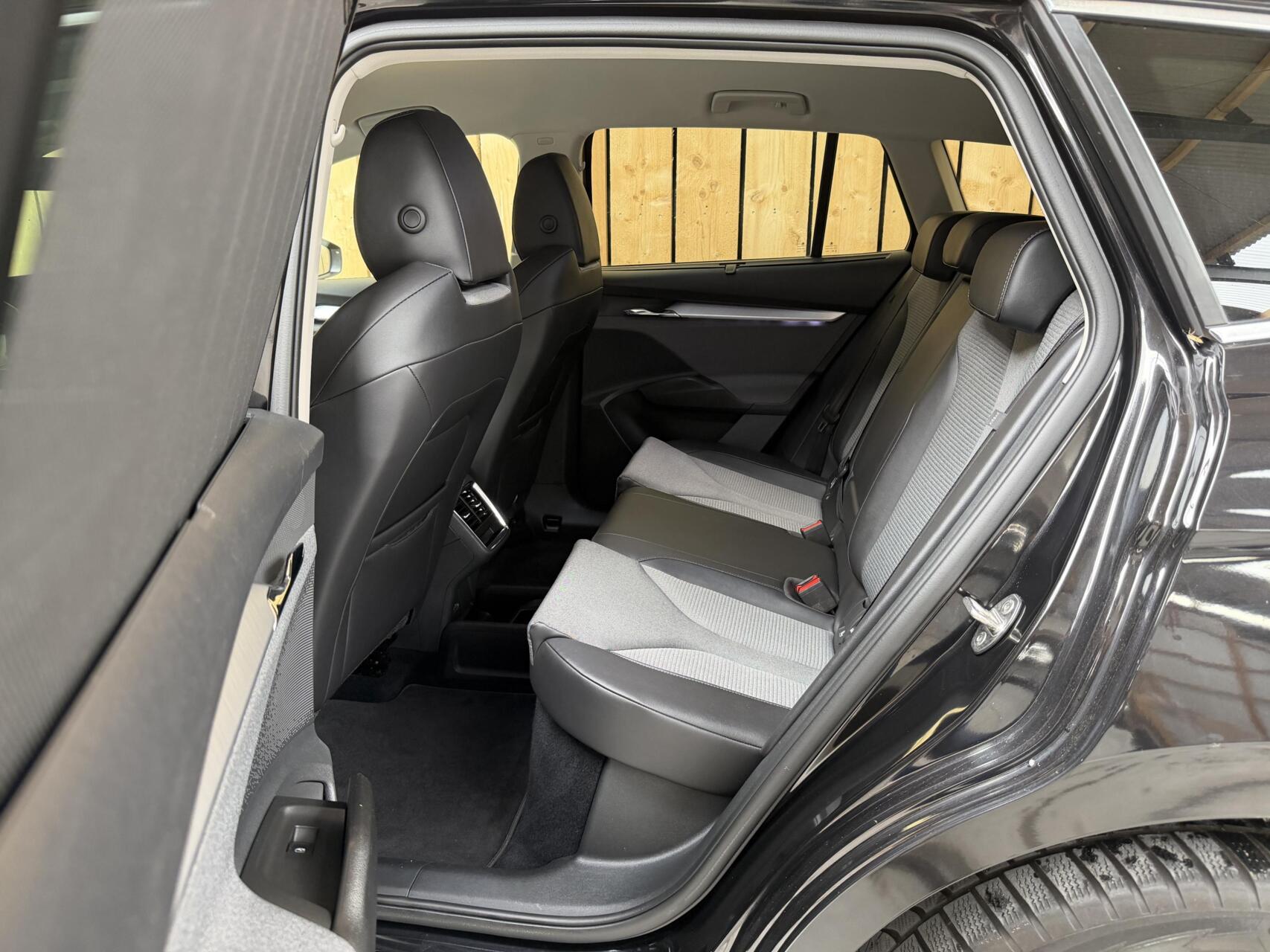 Foto van Skoda Enyaq 80