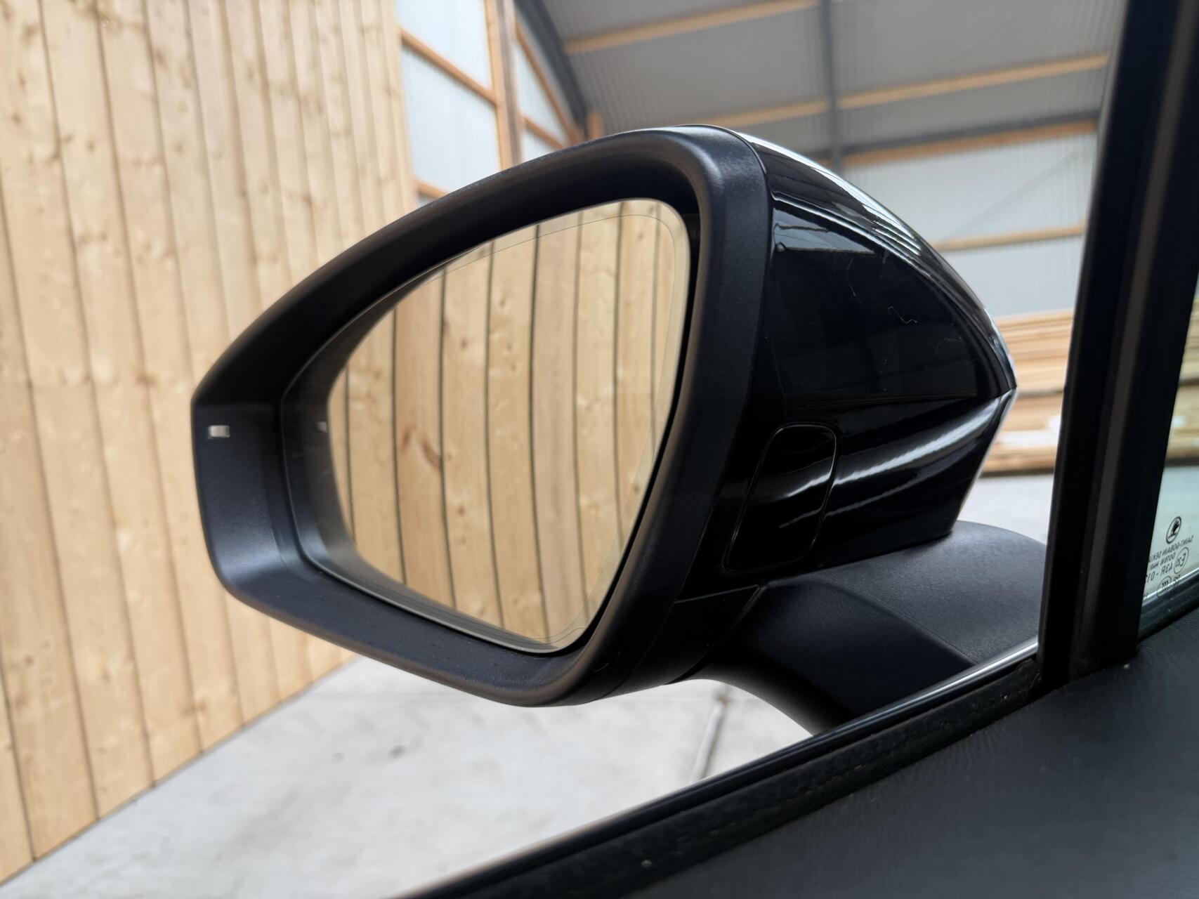 Foto van Skoda Enyaq 80