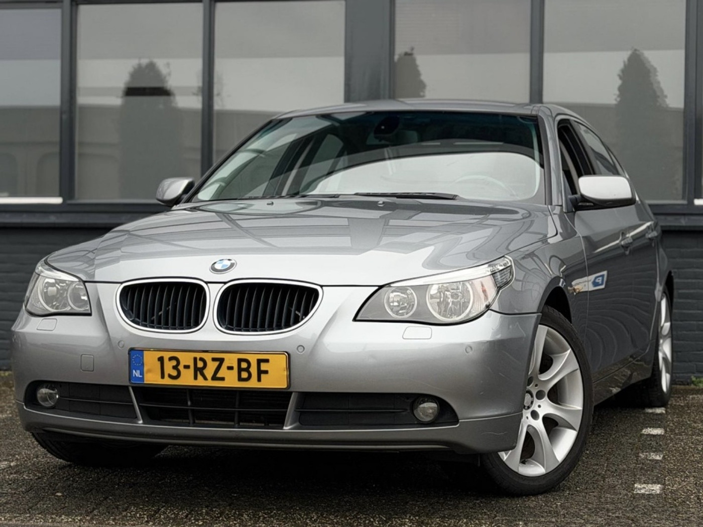 BMW 5er Reihe 523i Executive |Automaat |CruiseC |Navi |NAP 2005 - voorkant