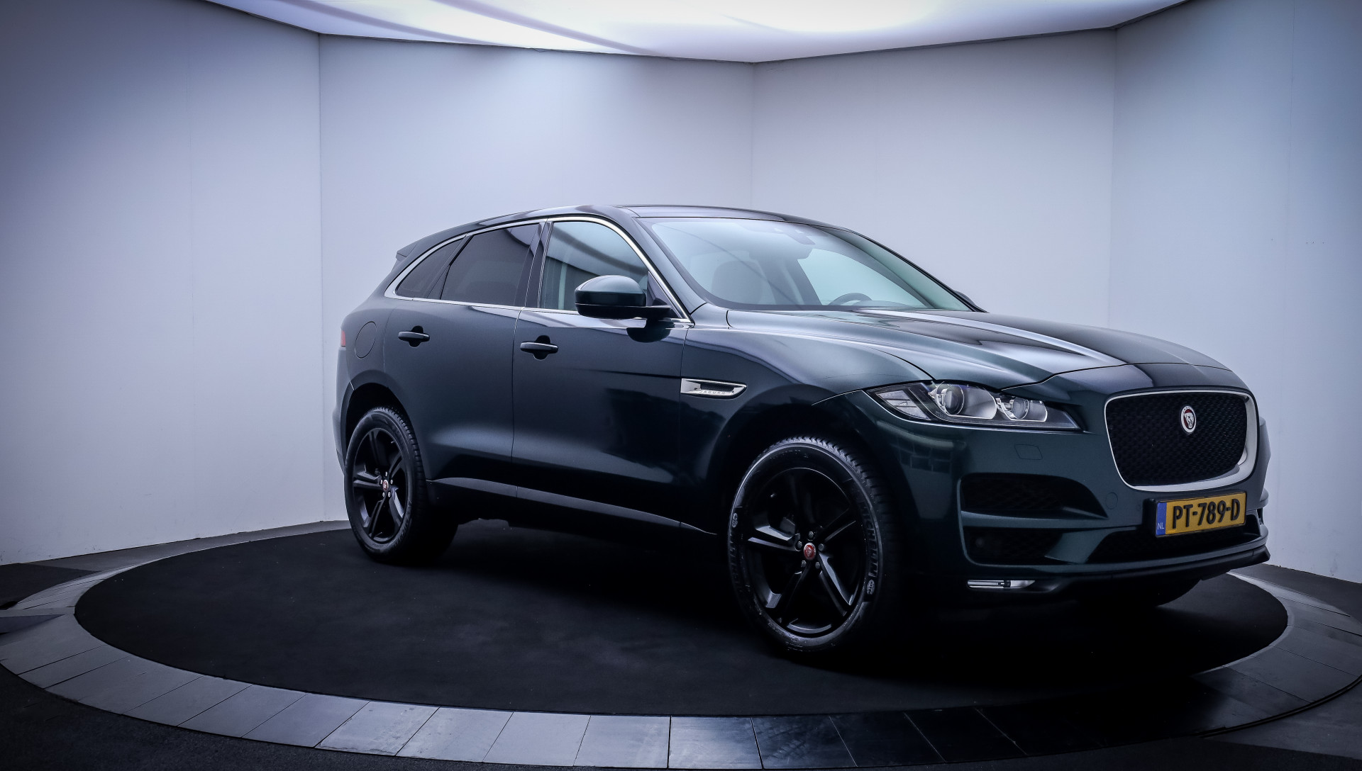 Foto van Jaguar Jaguar F-pace
