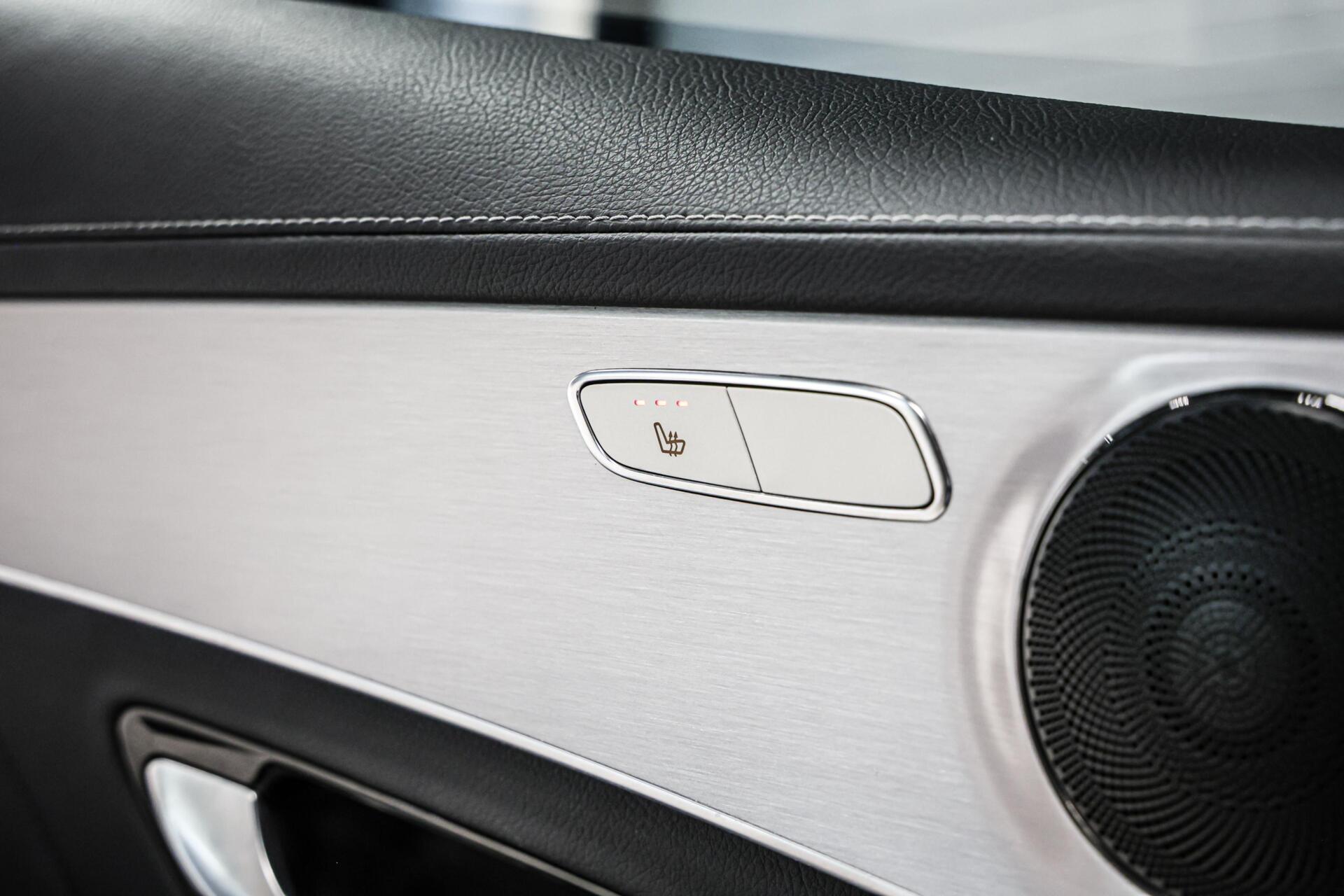Foto van Mercedes-Benz C 300 E