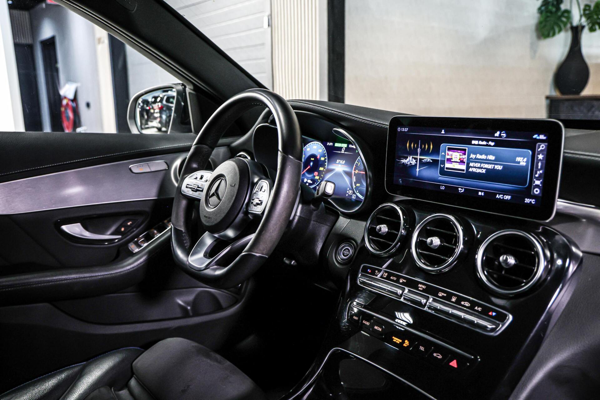 Foto van Mercedes-Benz C 300 E