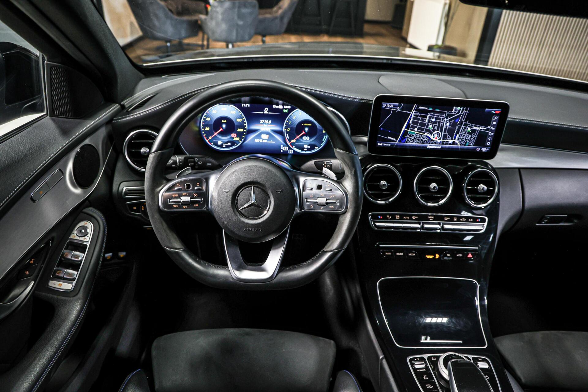 Foto van Mercedes-Benz C 300 E