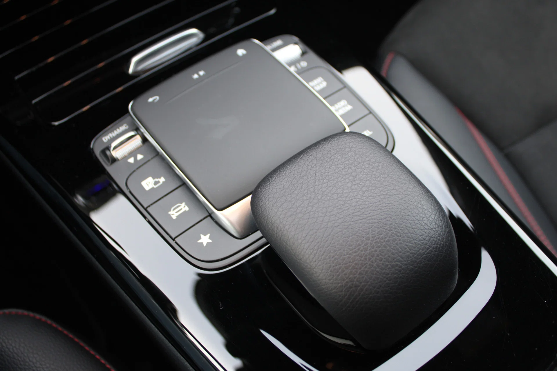 Foto van Mercedes-Benz Cla