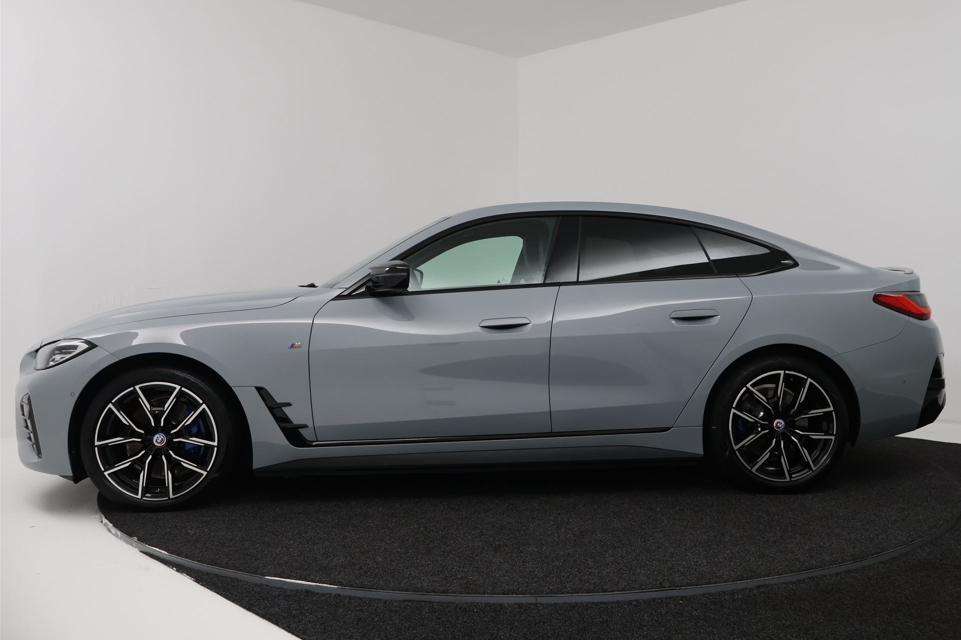 Foto van BMW I4 M50
