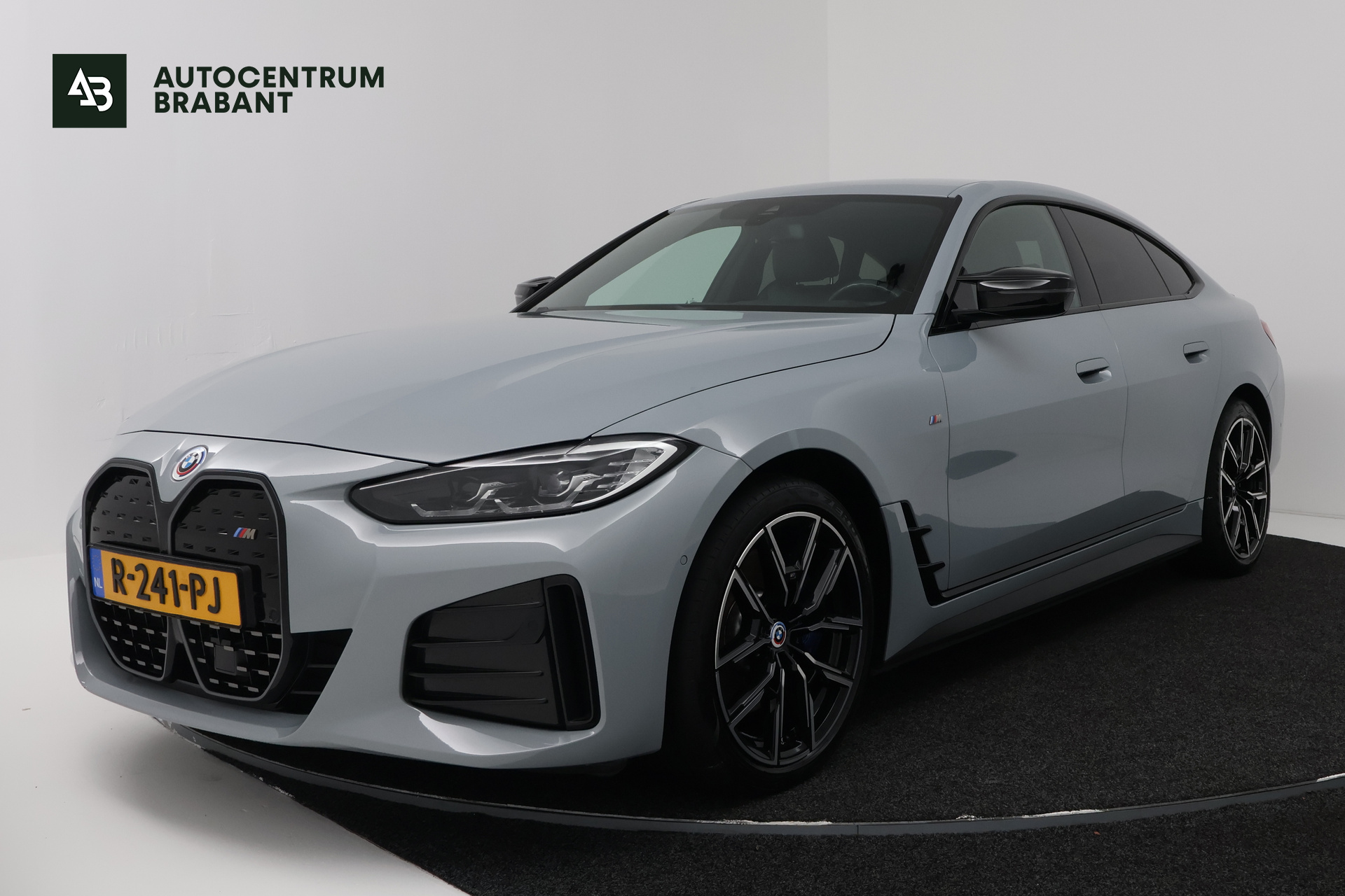 Foto van BMW I4 M50