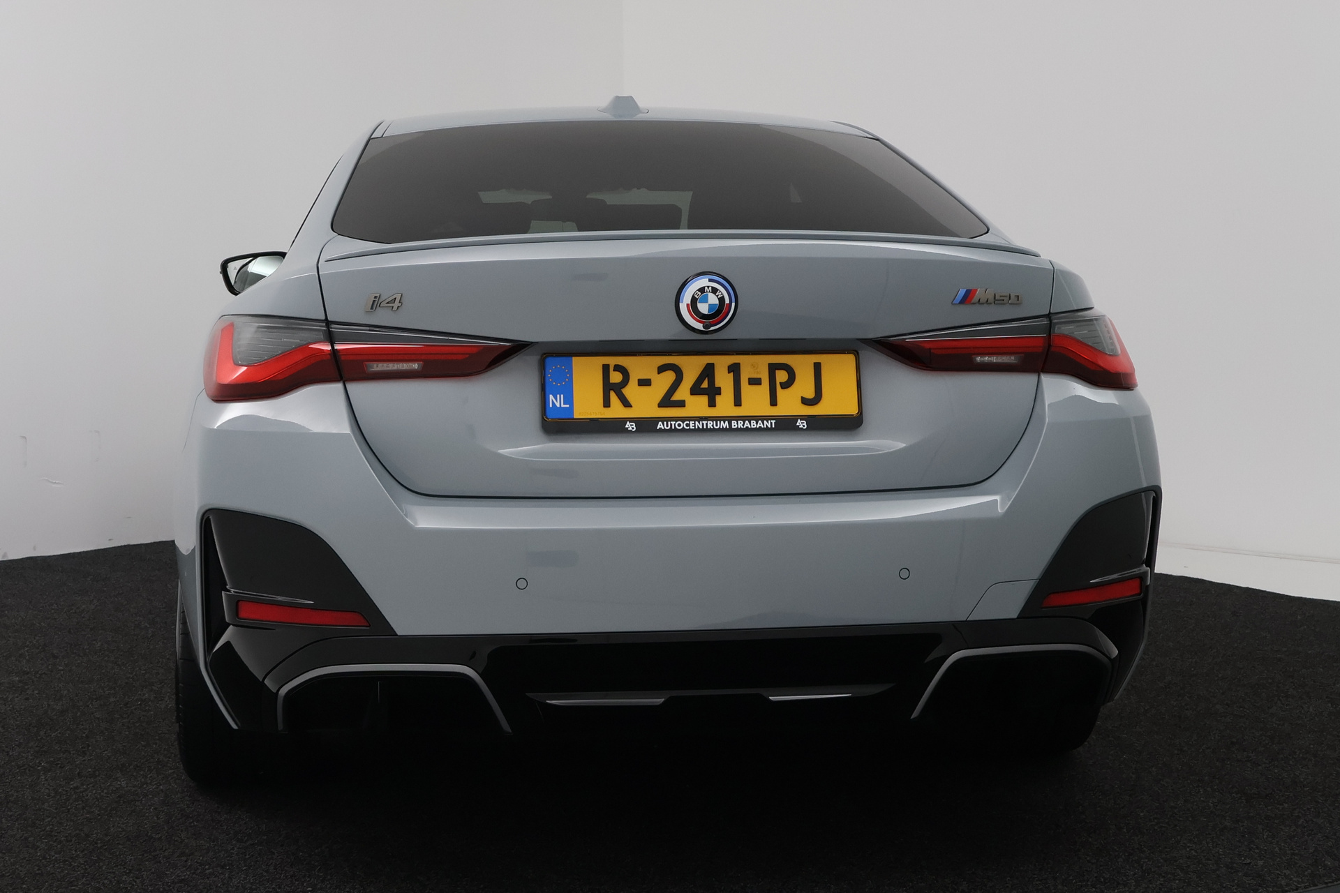 Foto van BMW I4 M50