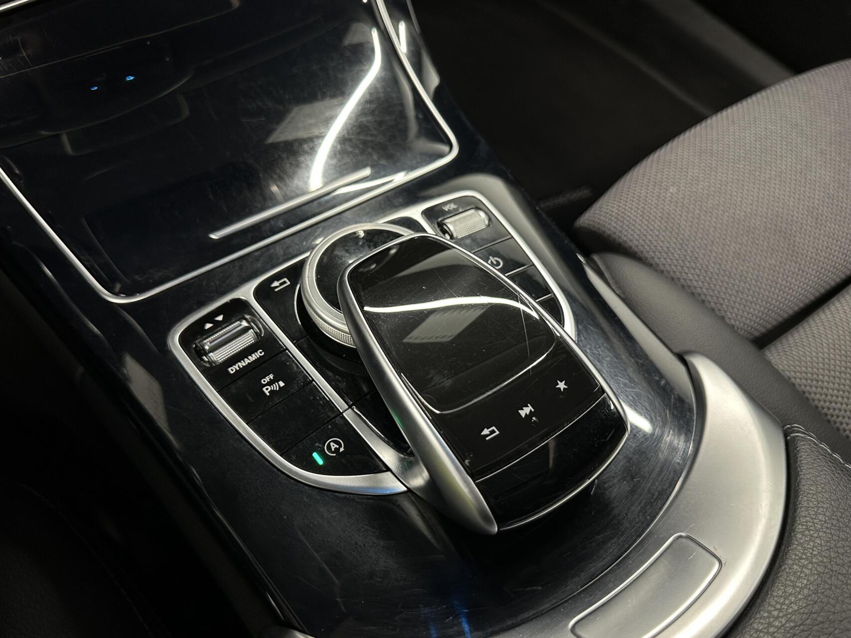 Foto van Mercedes-Benz C 200