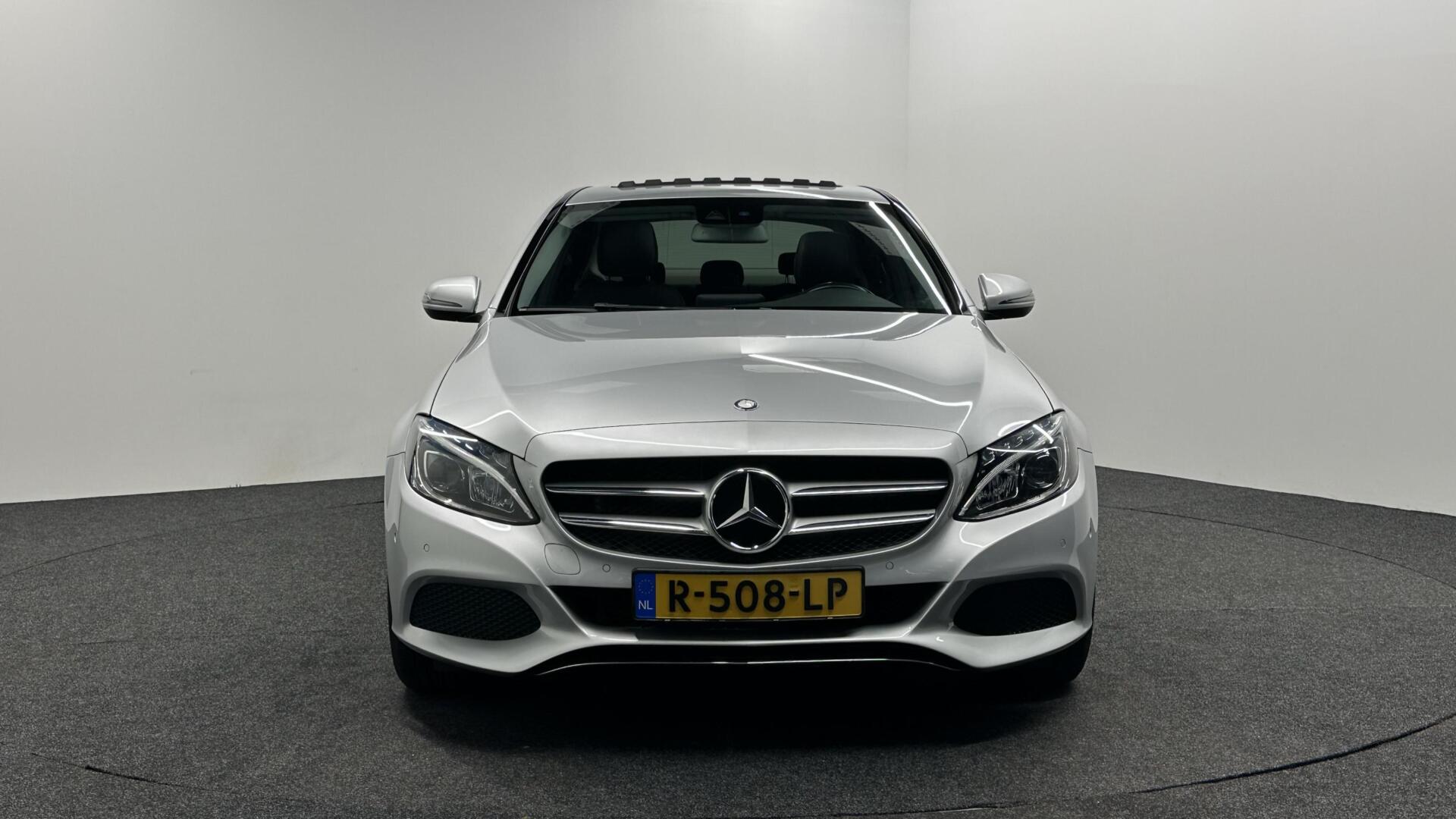 Foto van Mercedes-Benz C 200
