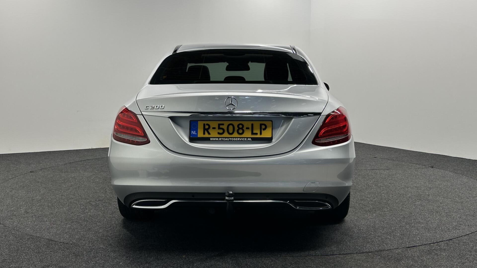 Foto van Mercedes-Benz C 200