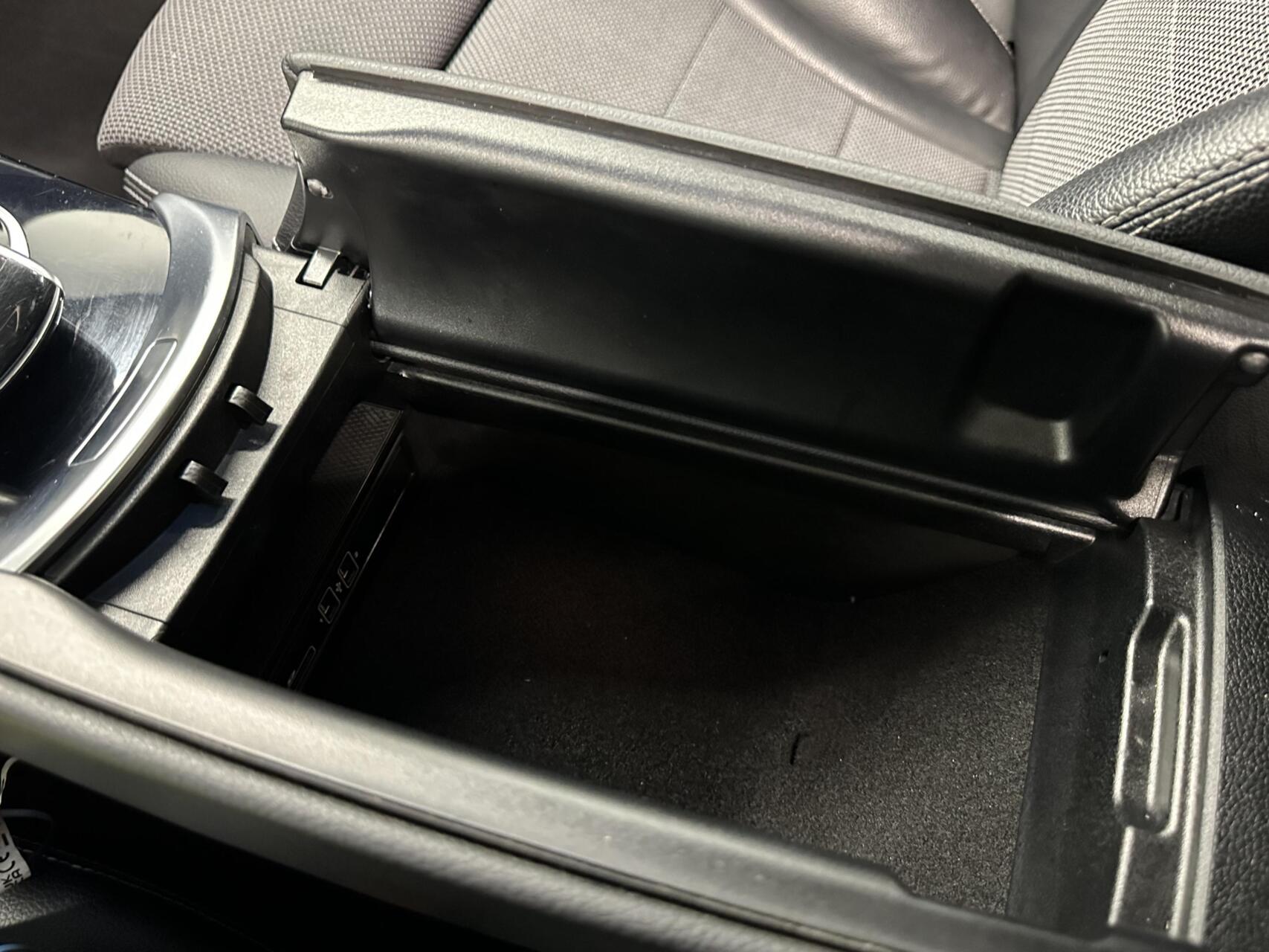 Foto van Mercedes-Benz C 200