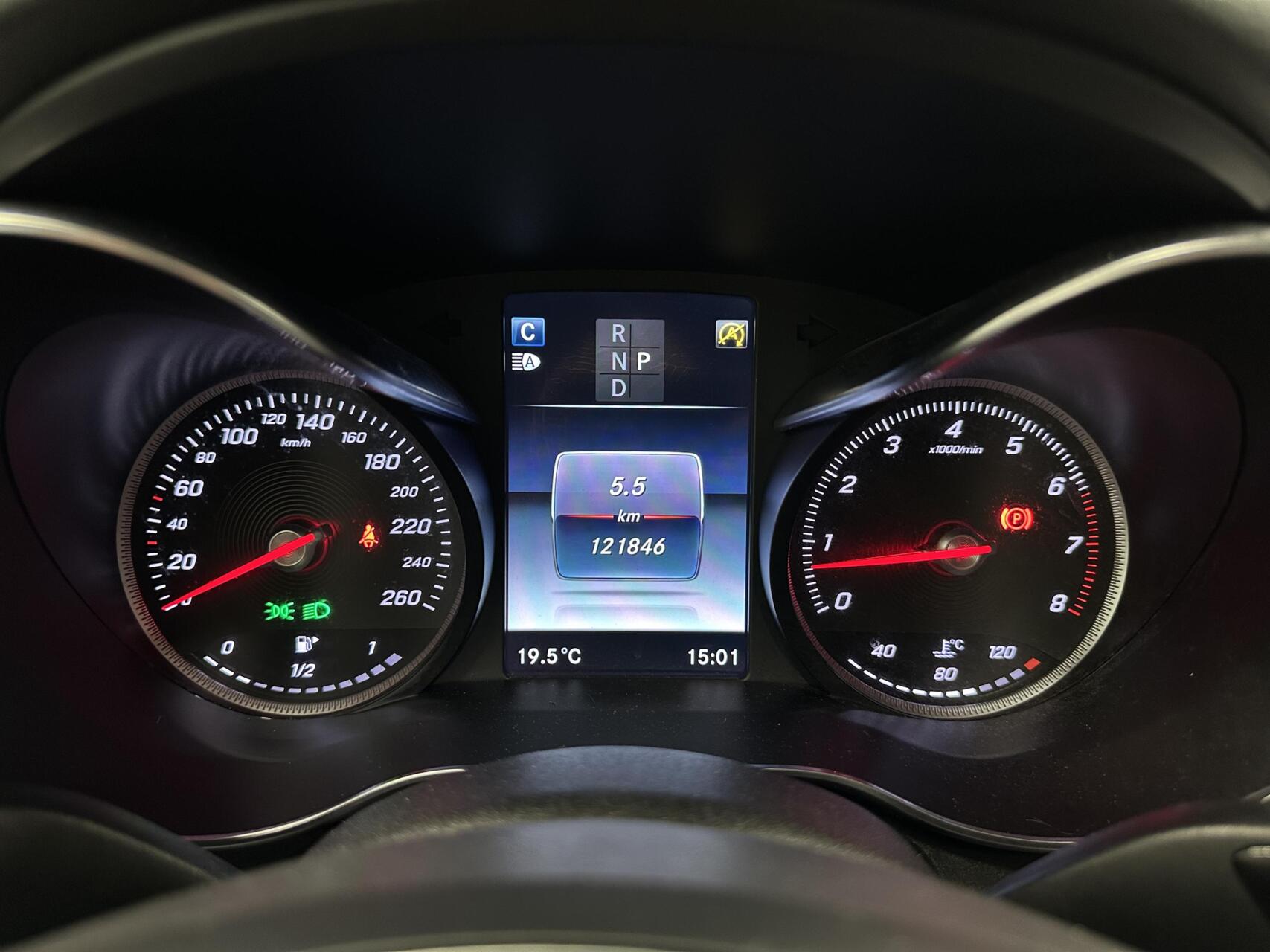 Foto van Mercedes-Benz C 200