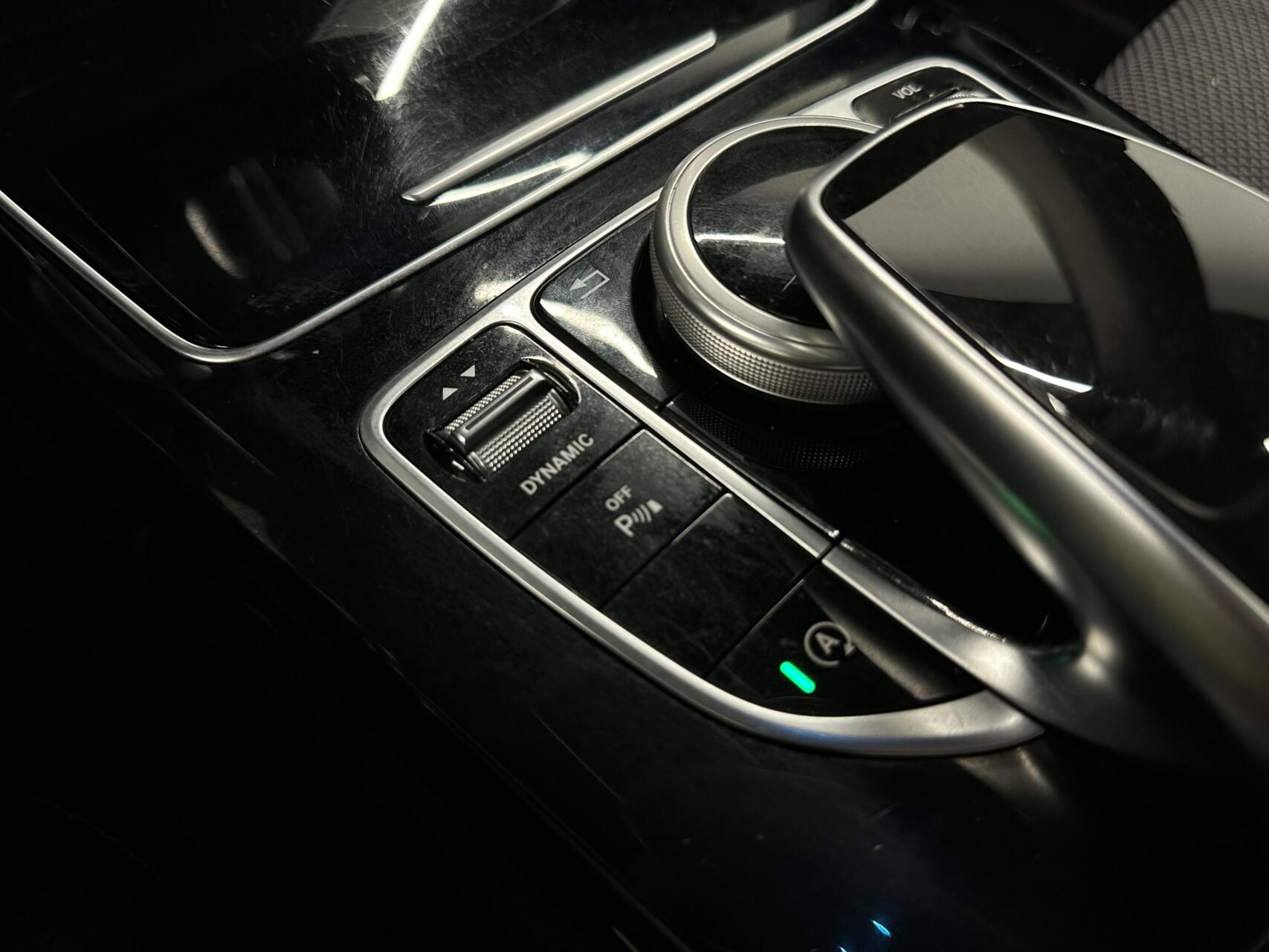 Foto van Mercedes-Benz C 200