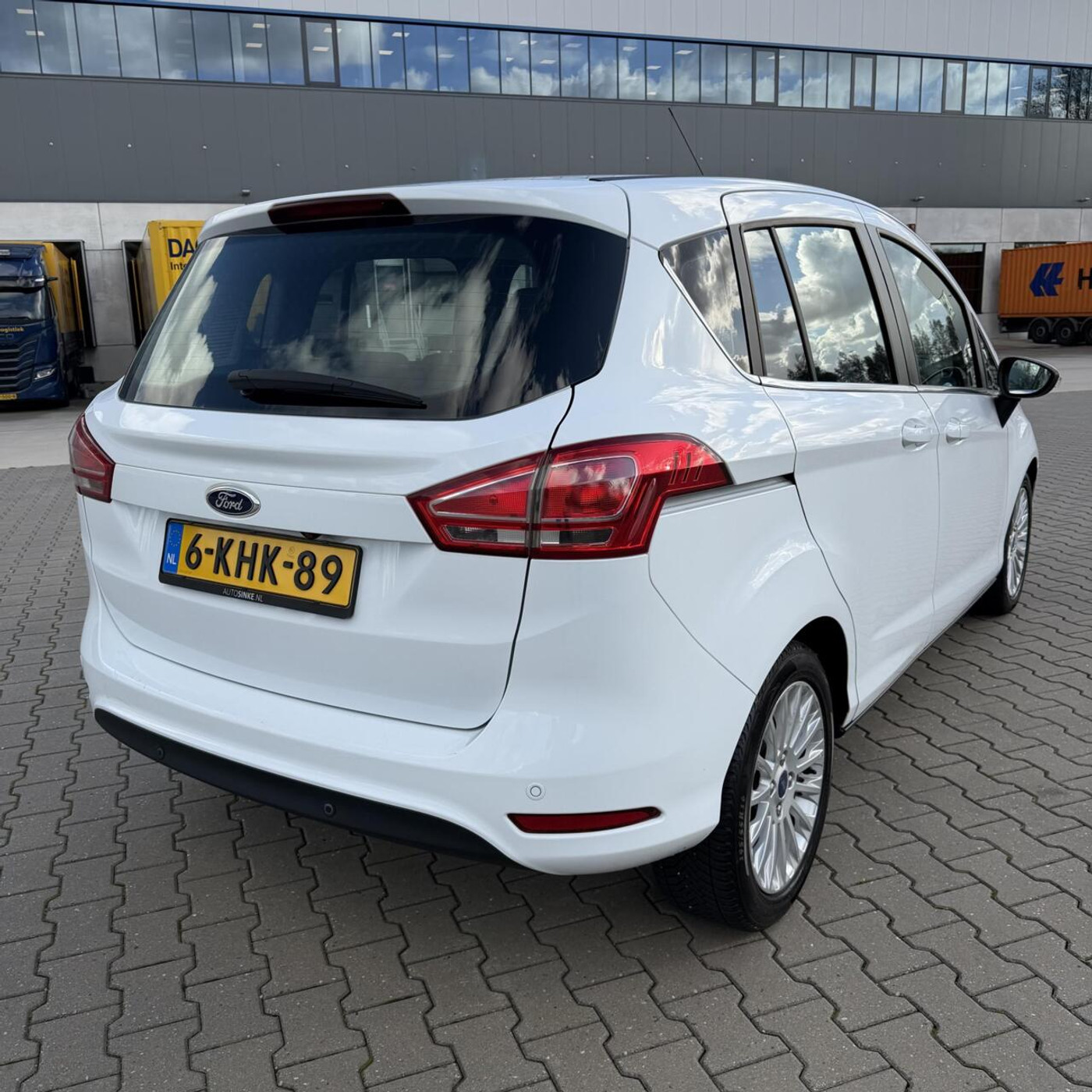 Foto van Ford B-max