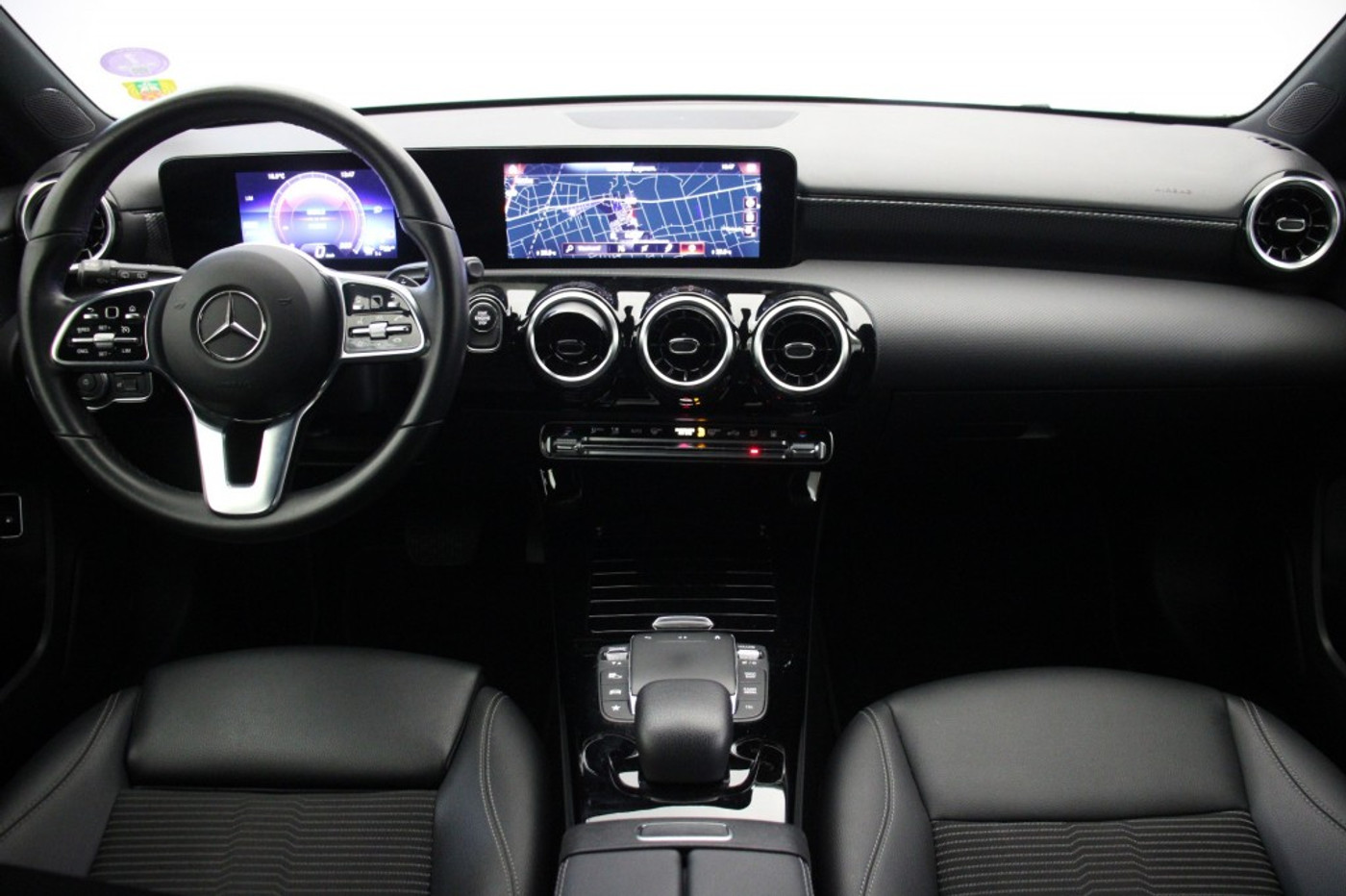 Foto van Mercedes-Benz A 250 E