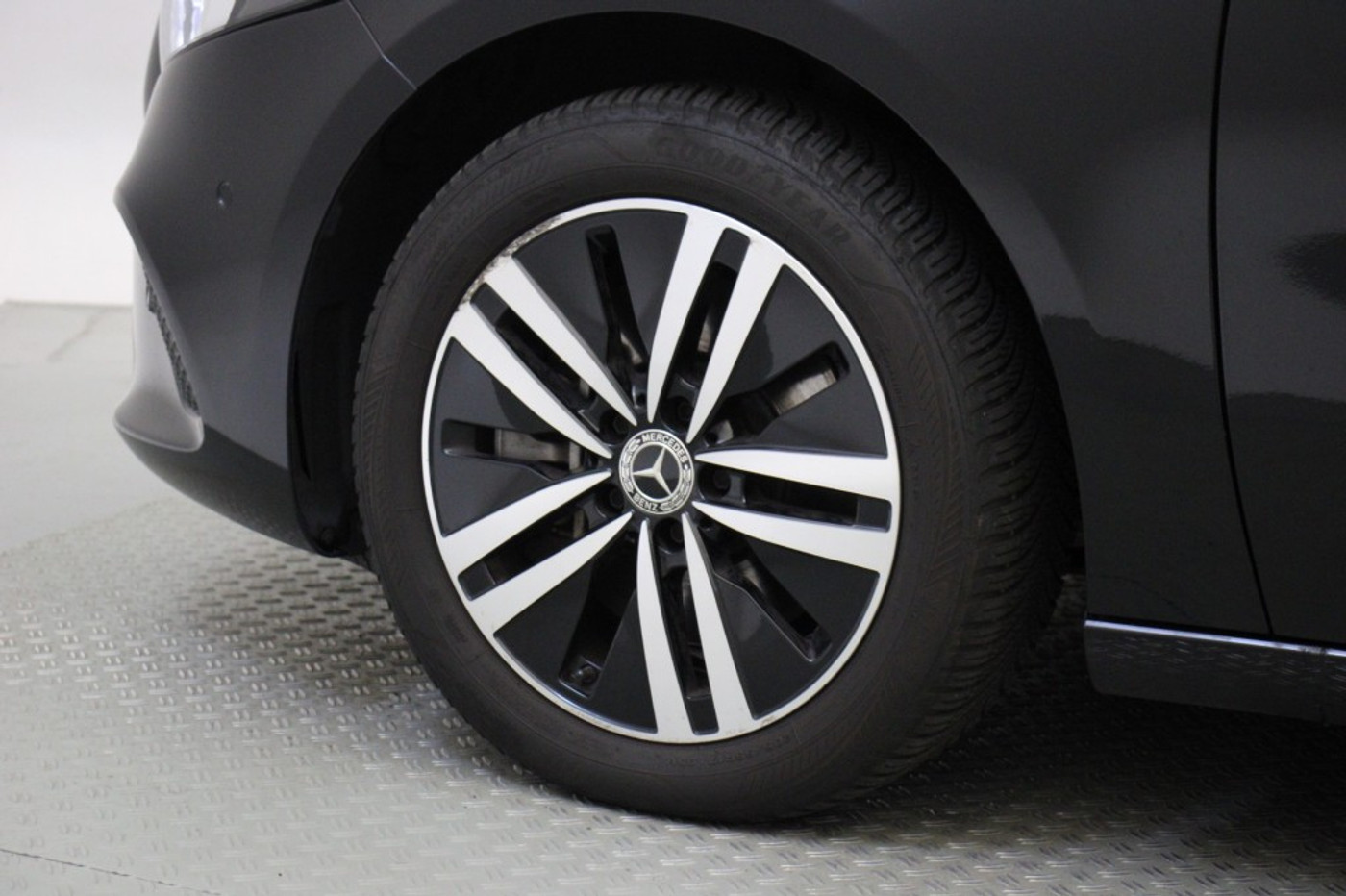 Foto van Mercedes-Benz A 250 E