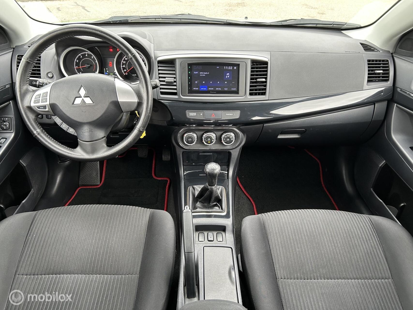 Foto van Mitsubishi Mitsubishi Lancer