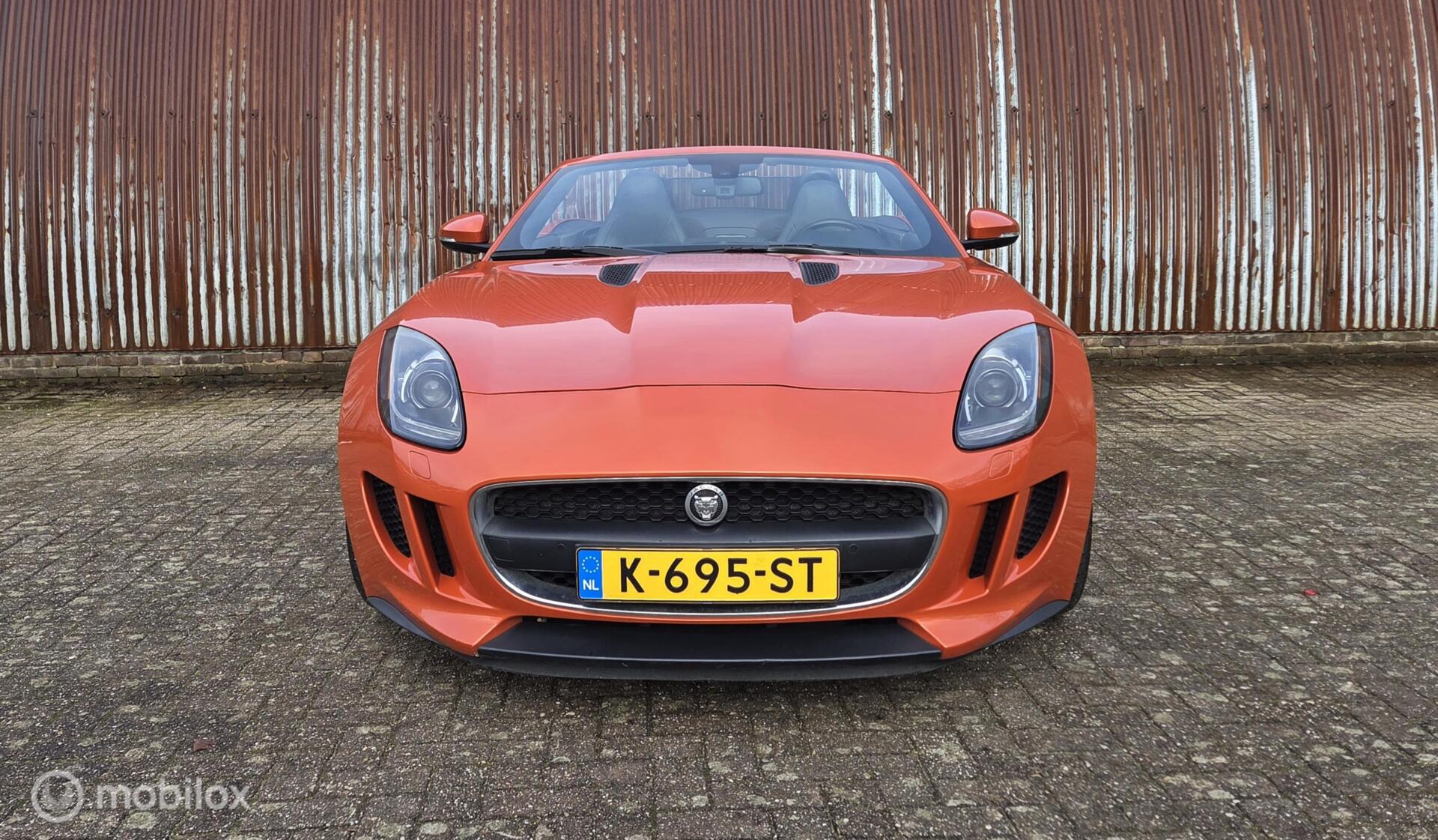 Foto van Jaguar Jaguar F-type Convertible