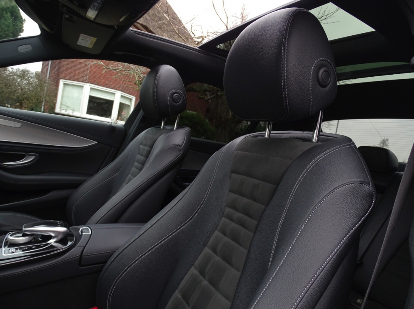 Foto van Mercedes-Benz E 220 D