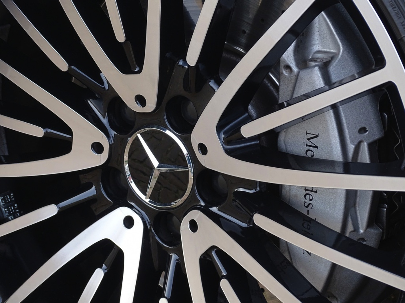 Foto van Mercedes-Benz E 220 D