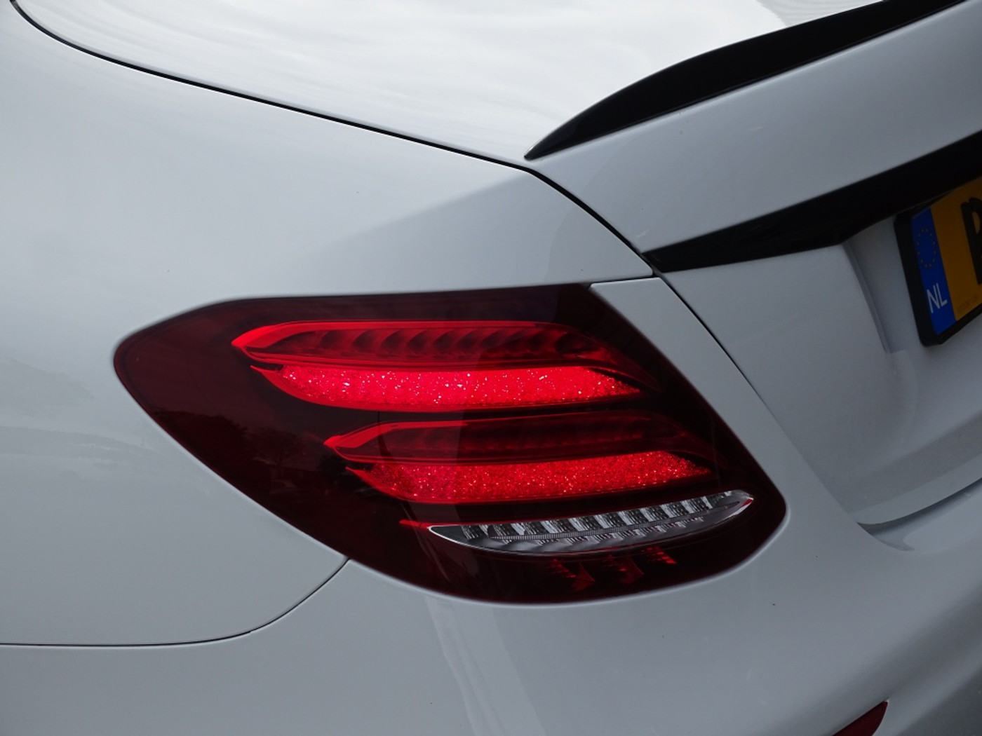 Foto van Mercedes-Benz E 220 D