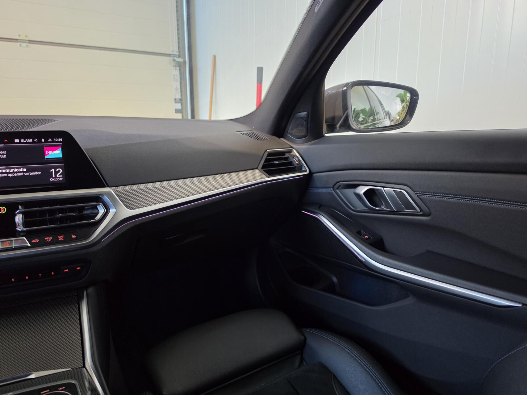 Foto van BMW 330e xDrive