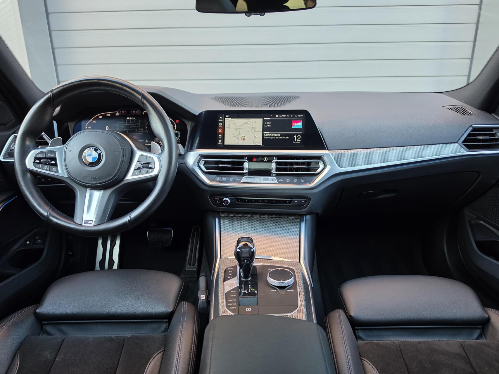 Foto van BMW 330e xDrive