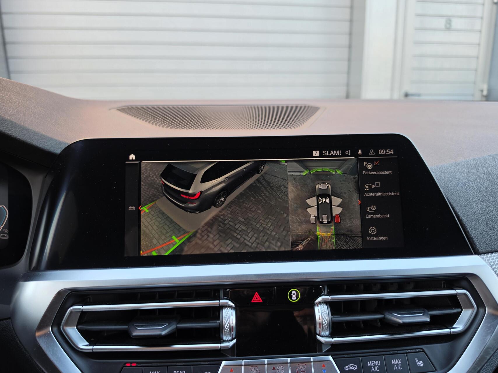 Foto van BMW 330e xDrive