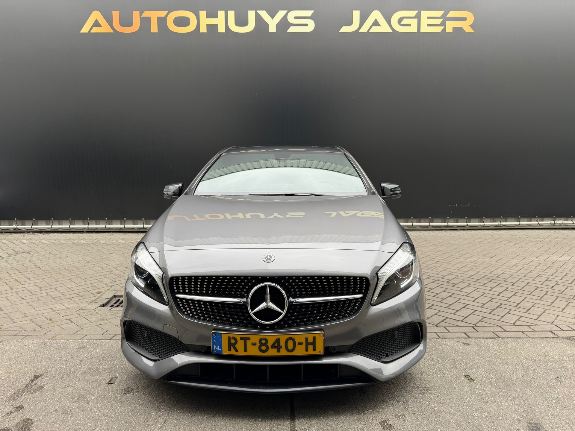 Foto van Mercedes-Benz A 180