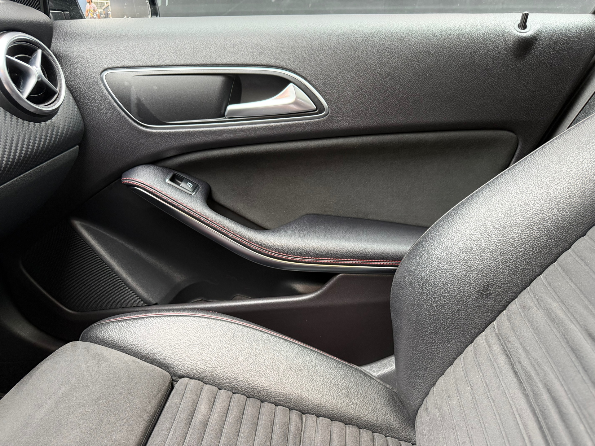 Foto van Mercedes-Benz A 180