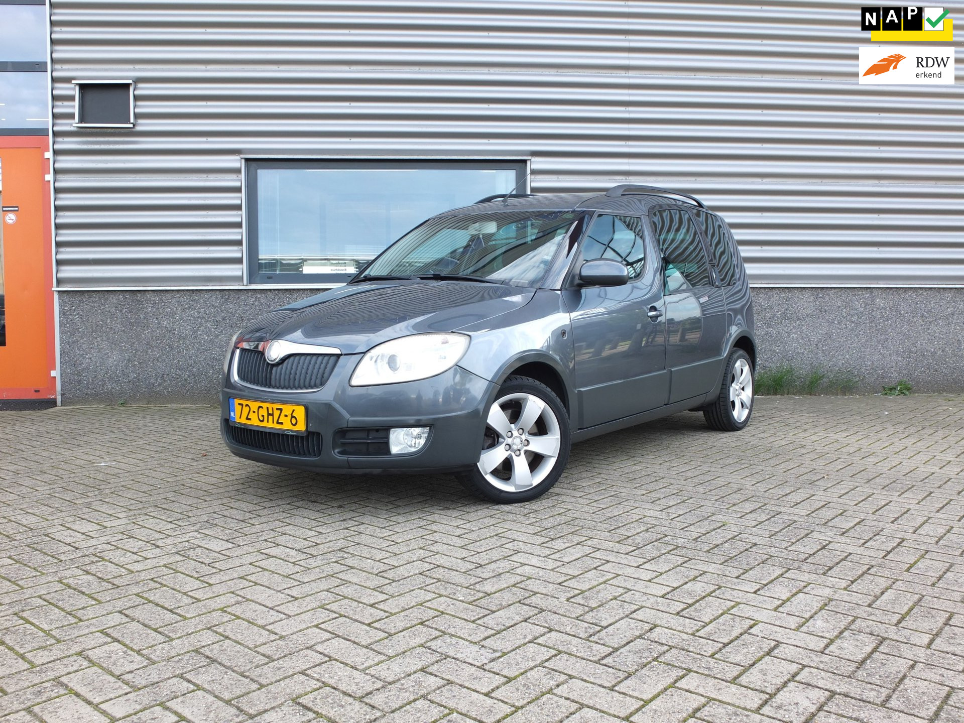 Skoda Roomster 1.6-16V Scout, Airco, vol ODH, 2008 - voorkant