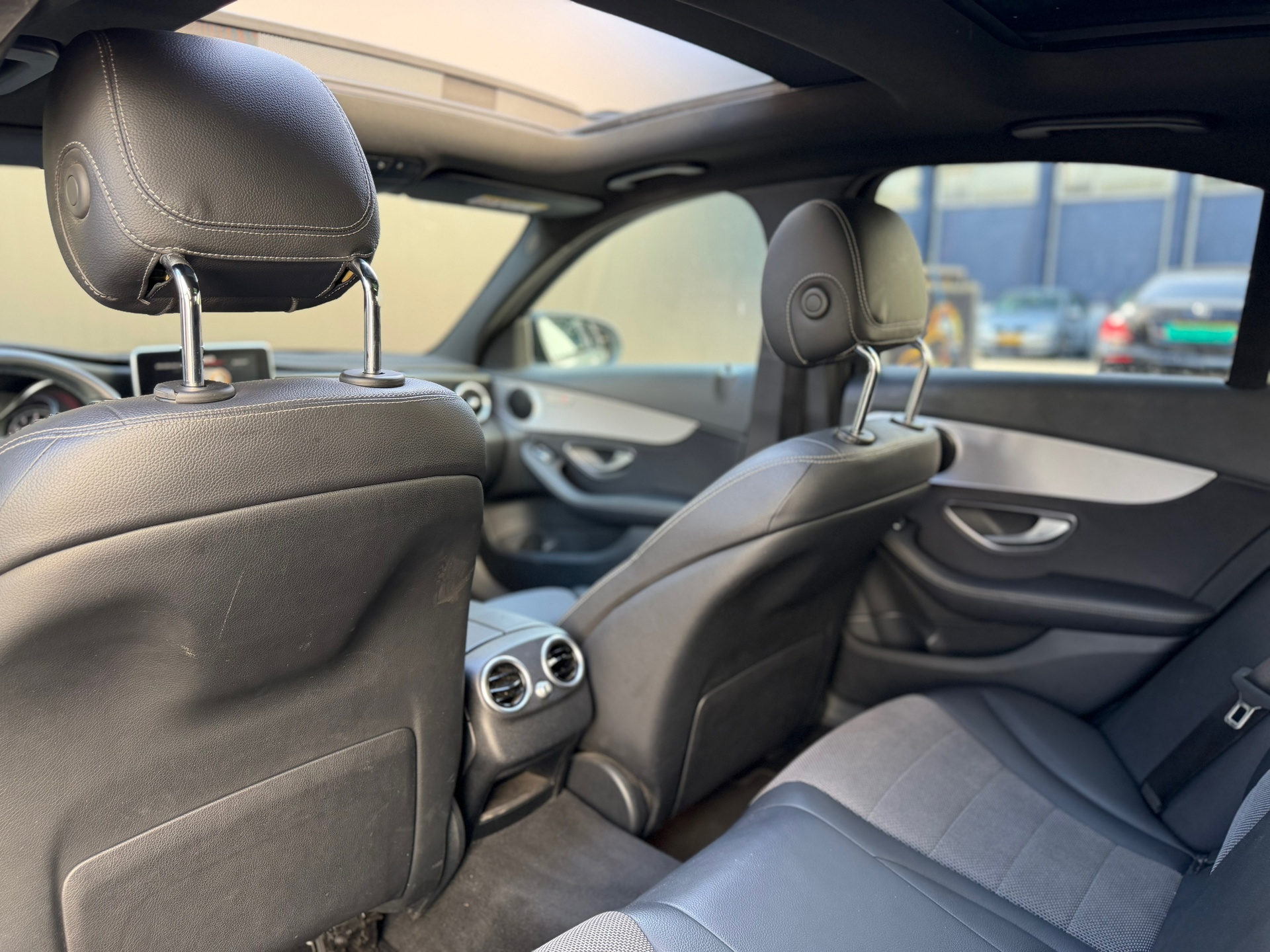 Foto van Mercedes-Benz C 200