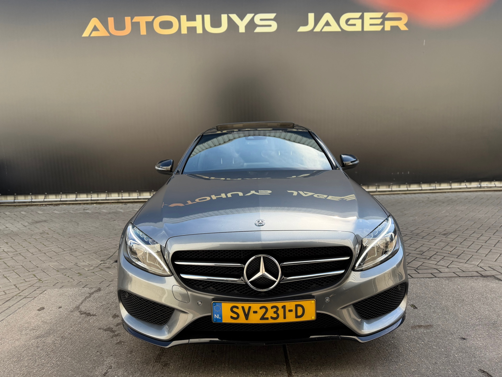 Foto van Mercedes-Benz C 200