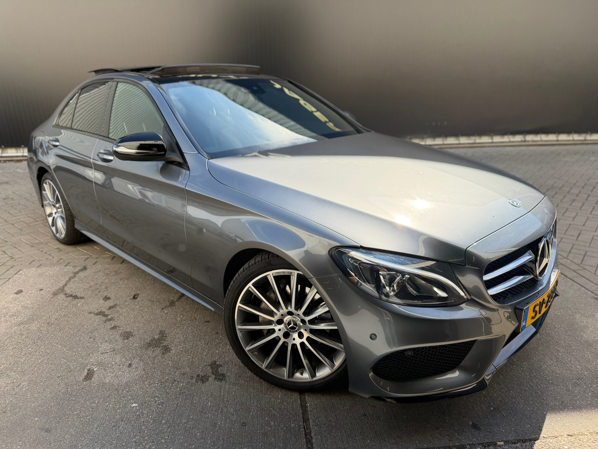 Foto van Mercedes-Benz C 200