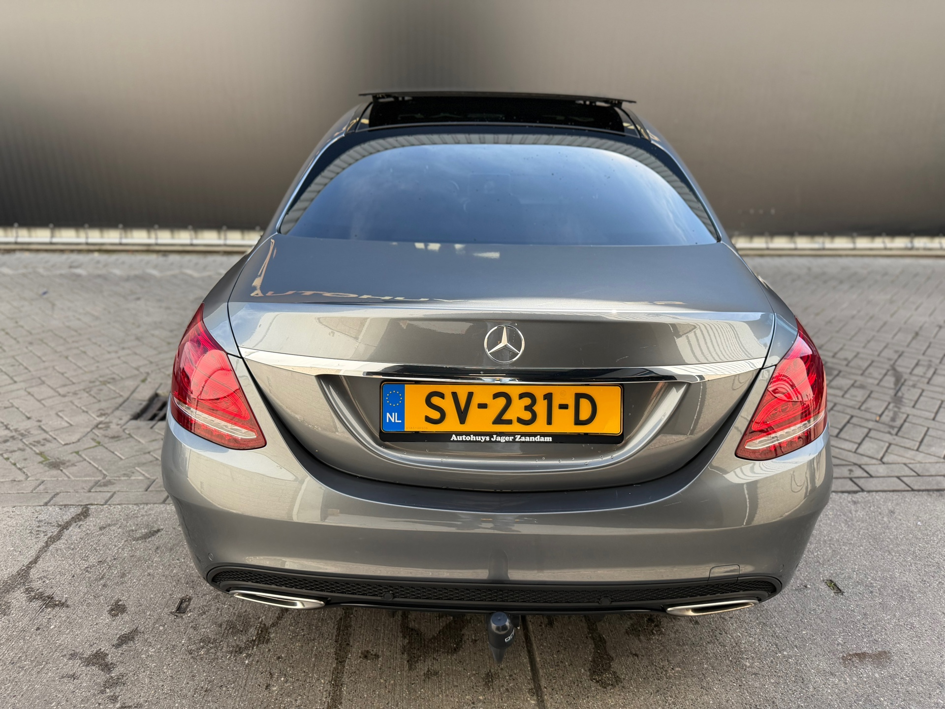 Foto van Mercedes-Benz C 200