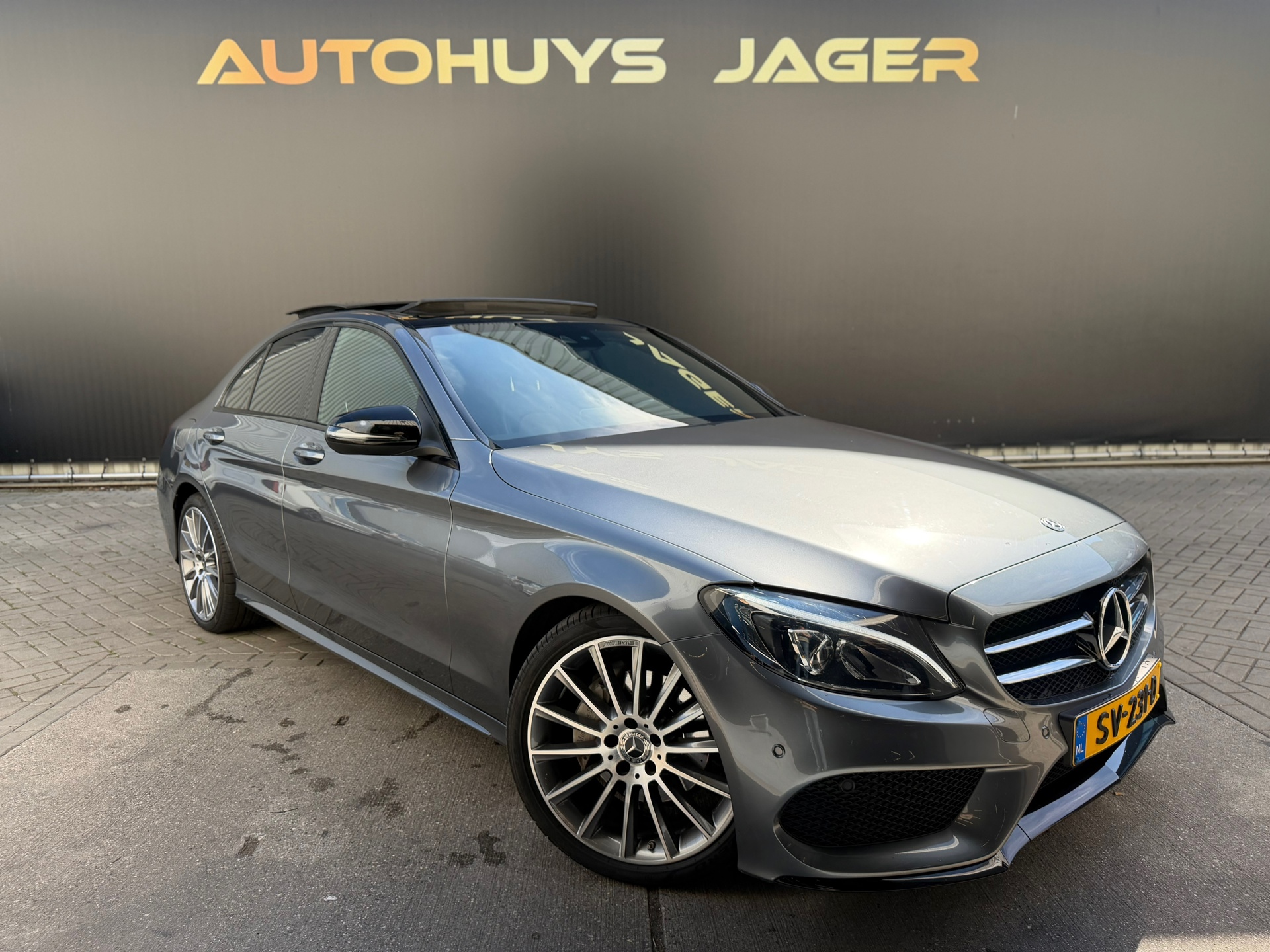 Foto van Mercedes-Benz C 200