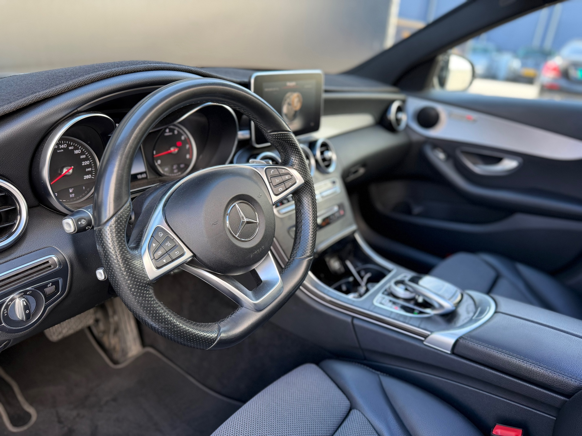 Foto van Mercedes-Benz C 200