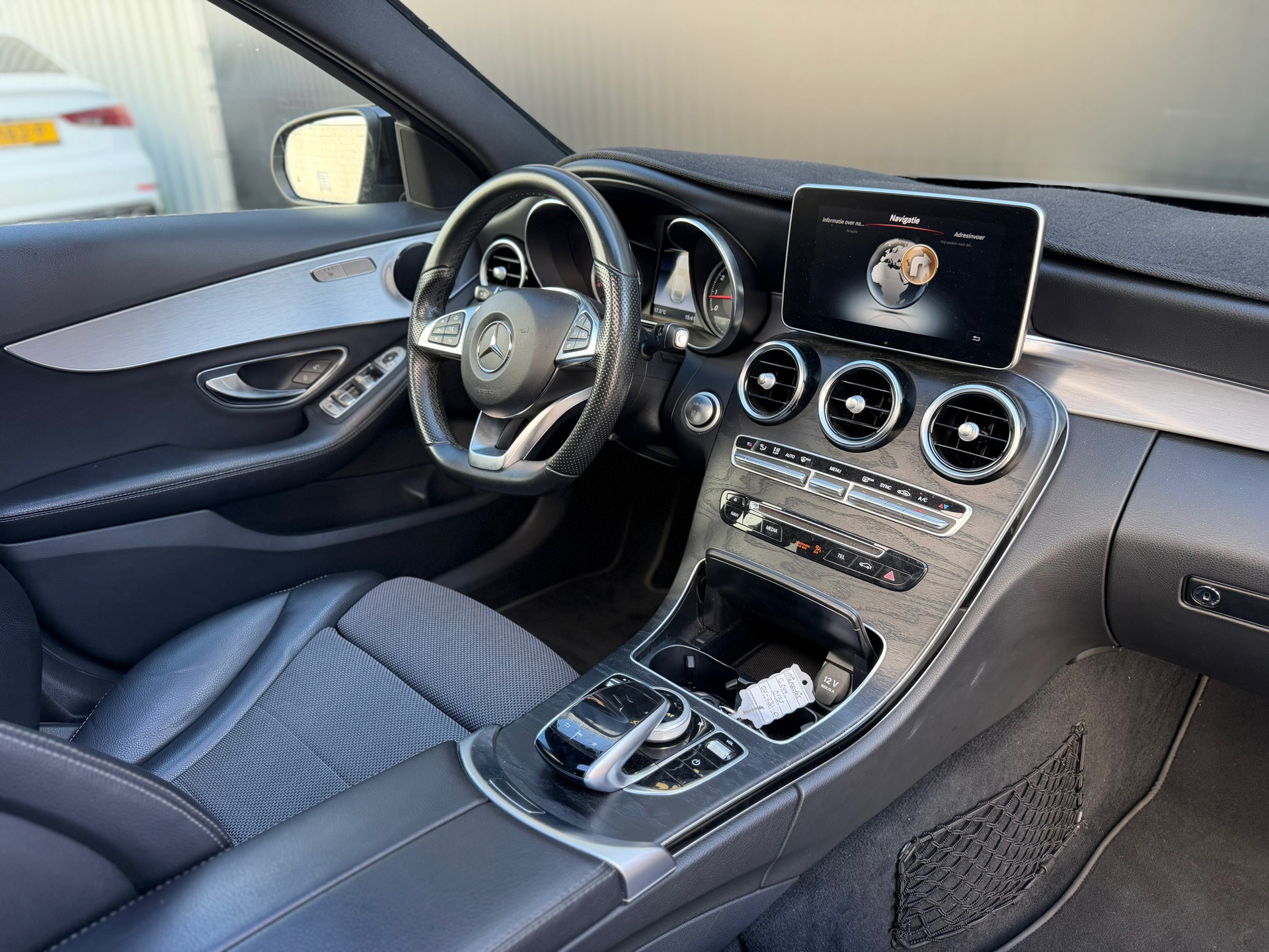 Foto van Mercedes-Benz C 200