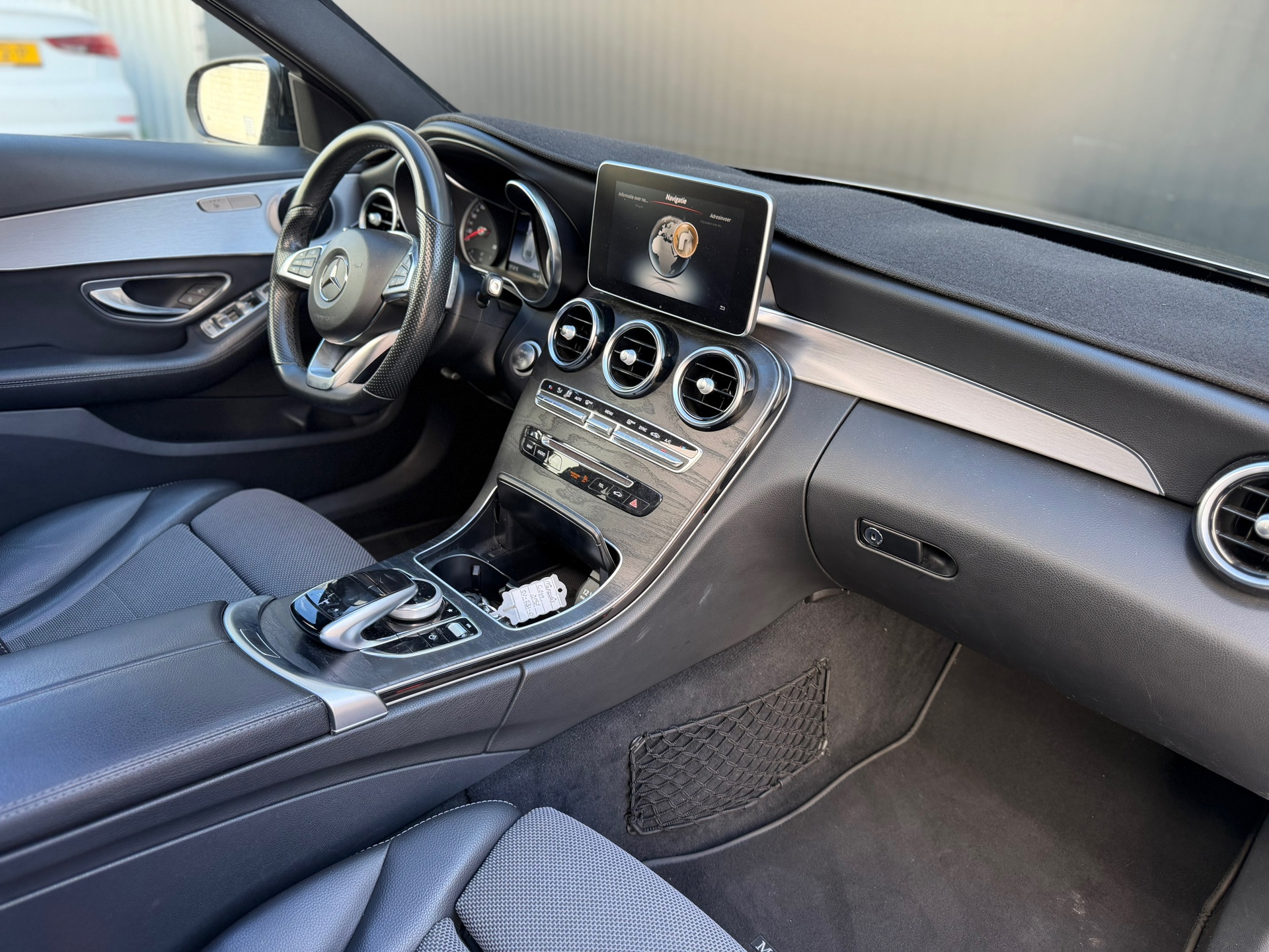 Foto van Mercedes-Benz C 200
