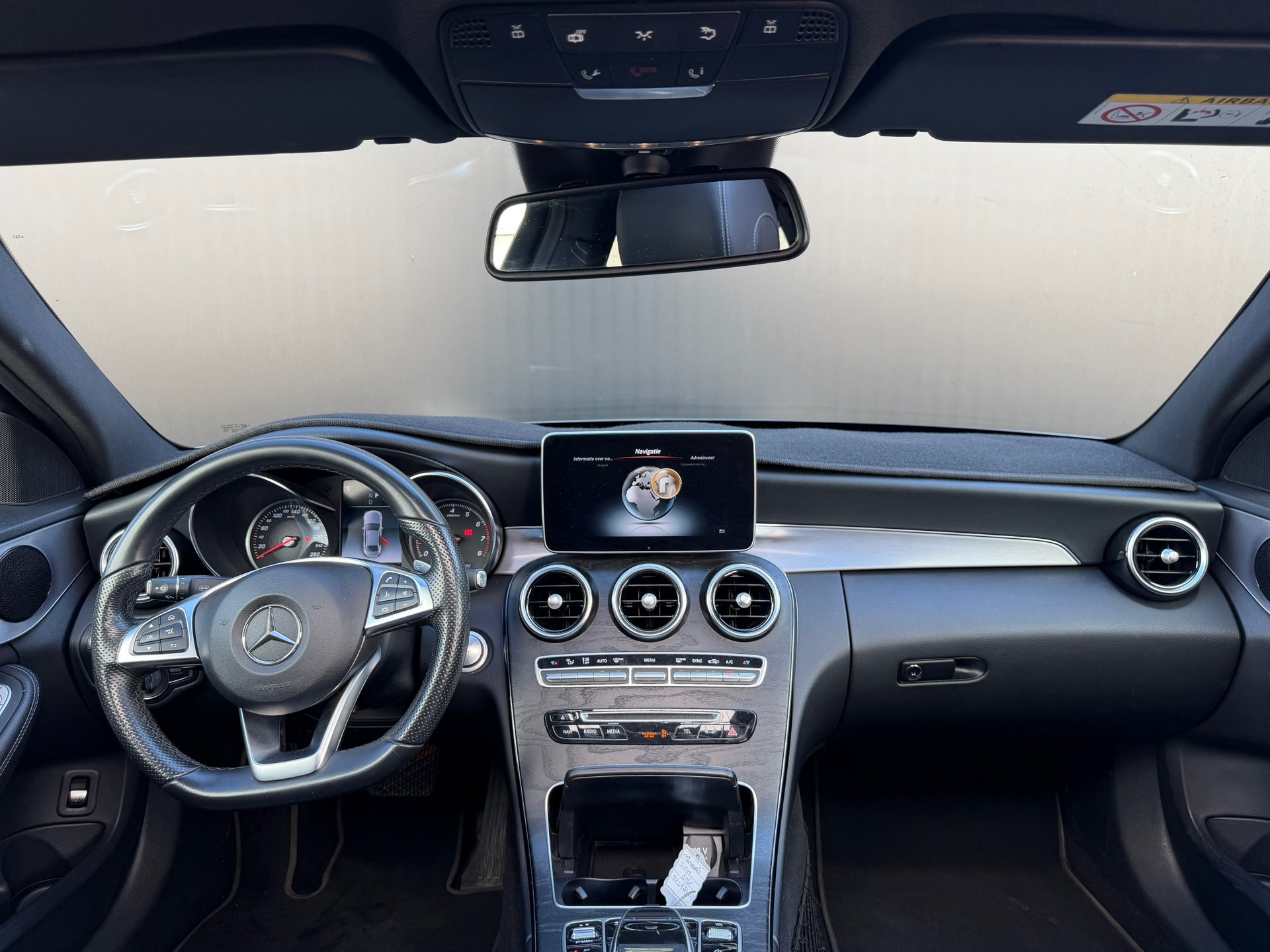 Foto van Mercedes-Benz C 200