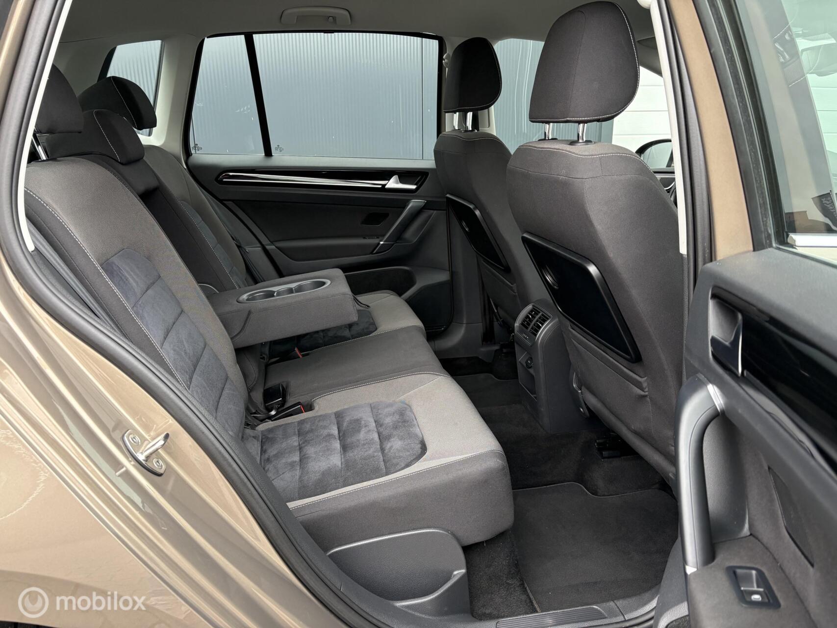 Foto van Volkswagen Golf Sportsvan