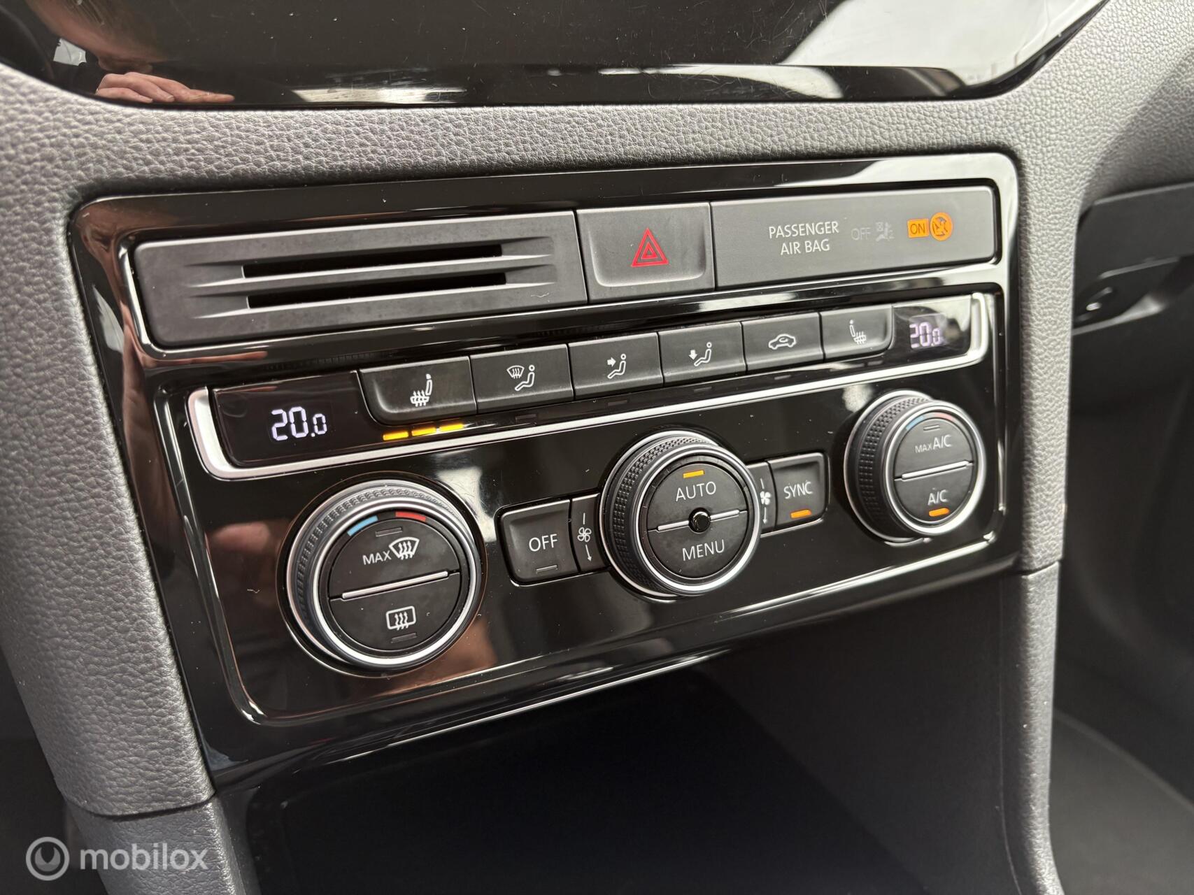 Foto van Volkswagen Golf Sportsvan