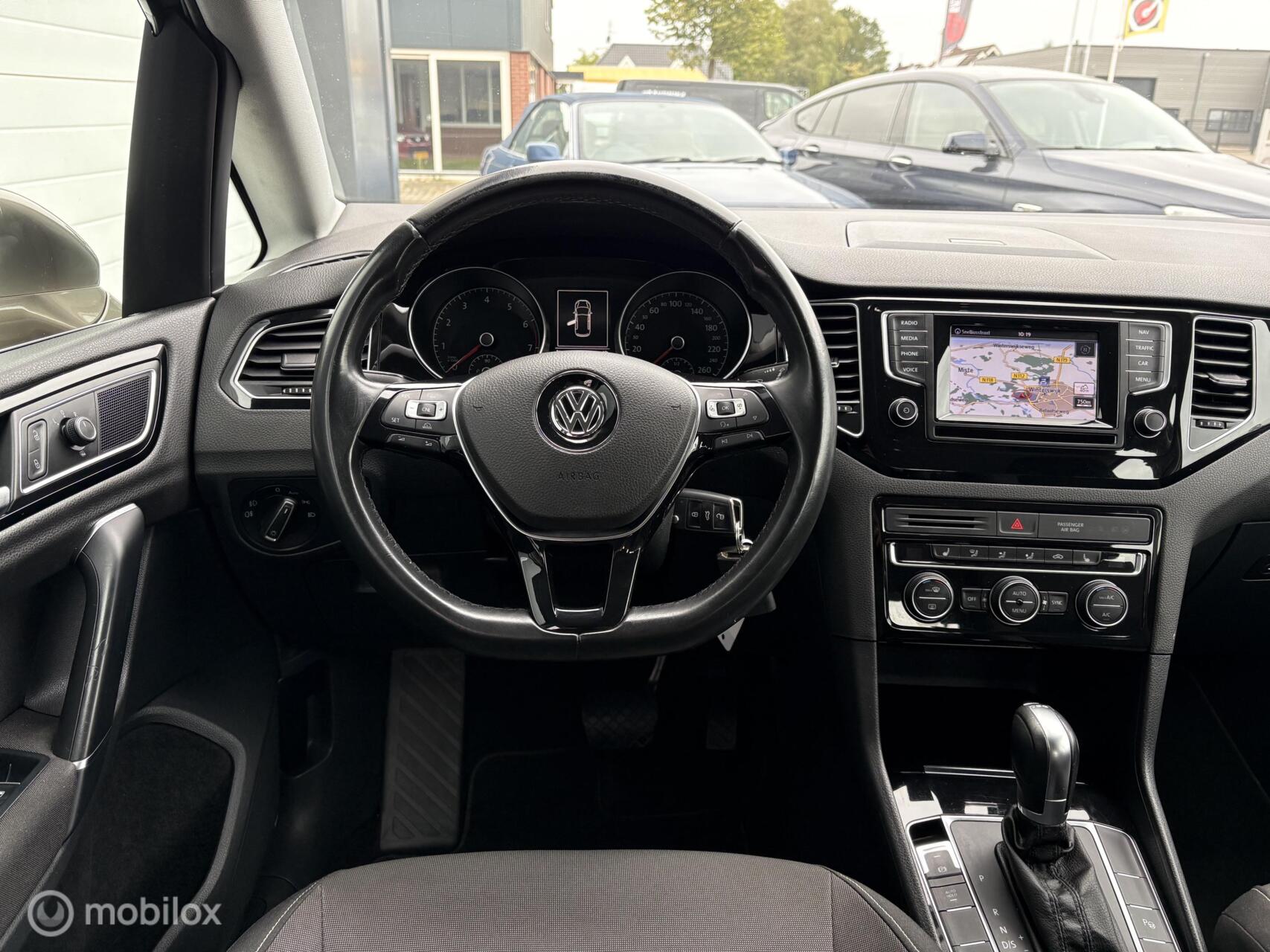 Foto van Volkswagen Golf Sportsvan