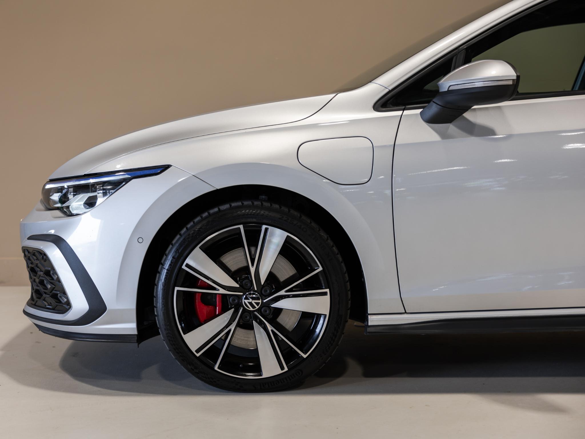 Foto van Volkswagen Golf GTE