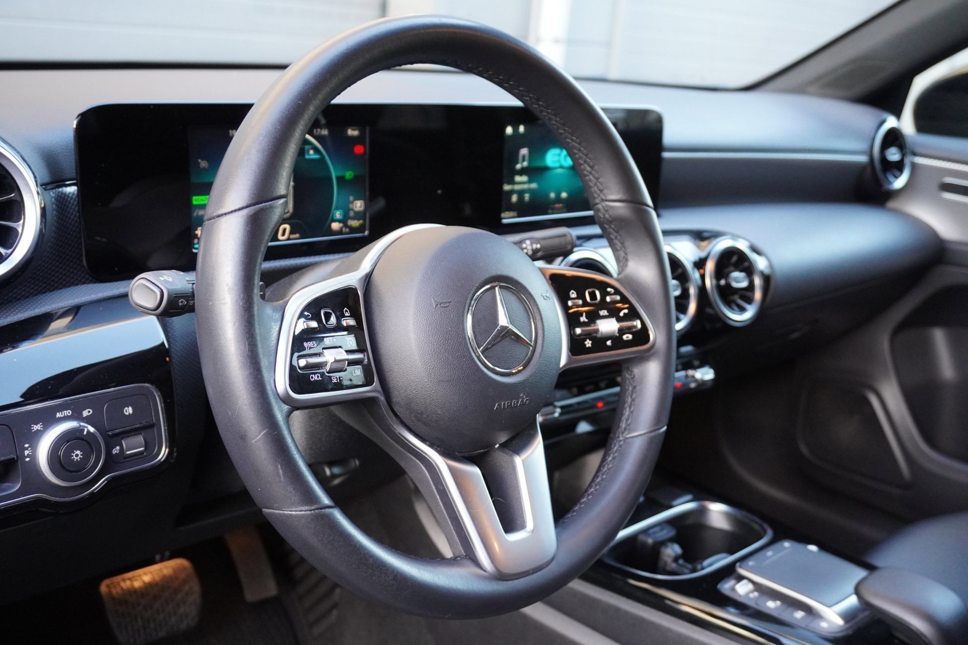 Foto van Mercedes-Benz A 250 E